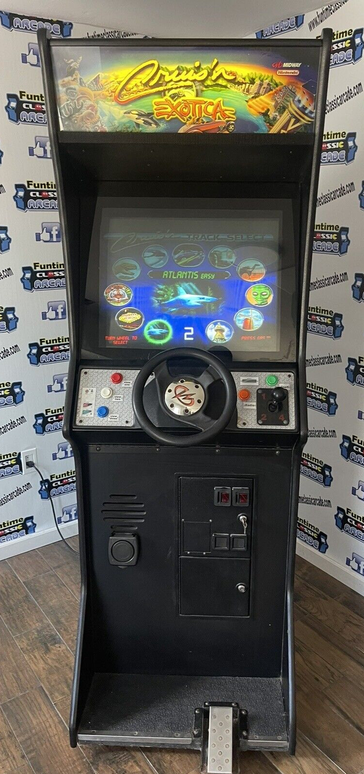 Cruisn Exotica Arcade Upright Driving Racing Video Game Machine