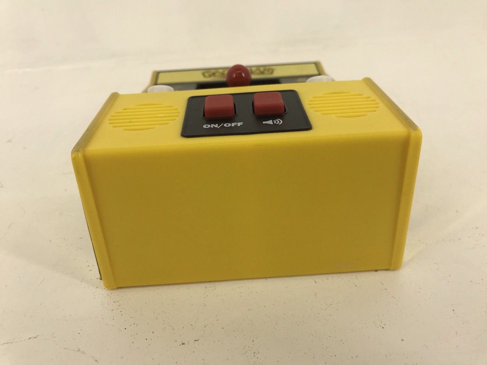 2020 Bandai Namco Mini 6 Inch Pac-Man Handheld Arcade Game Item # 09530