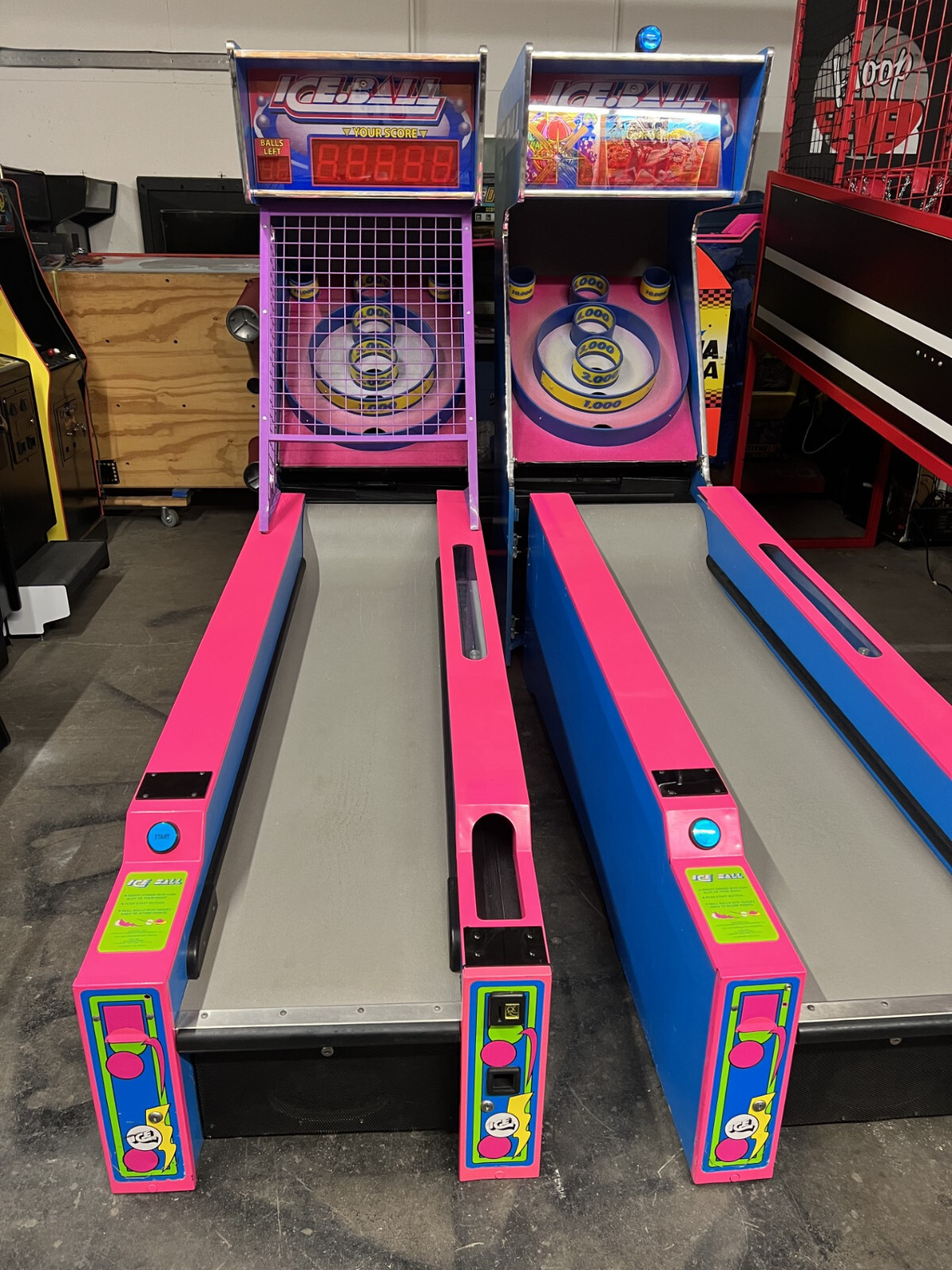 ICEBALL SKEEBALL MACHINE by ICE (Excellent) *RARE*