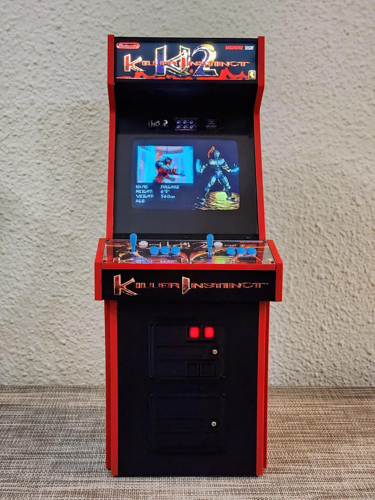 1:4 Scale Killer Instinct 2 Arcade Cabinet – Playable Miniature
