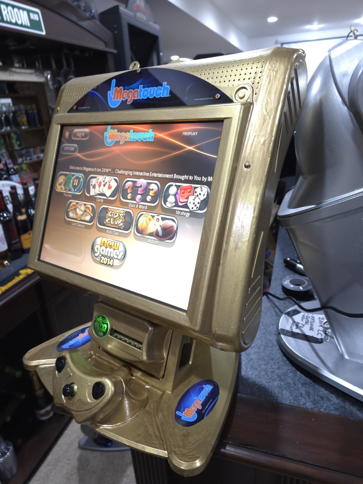 Megatouch Ion 2014 Lost Classics Touchscreen Game. Repair Service in Chicago!