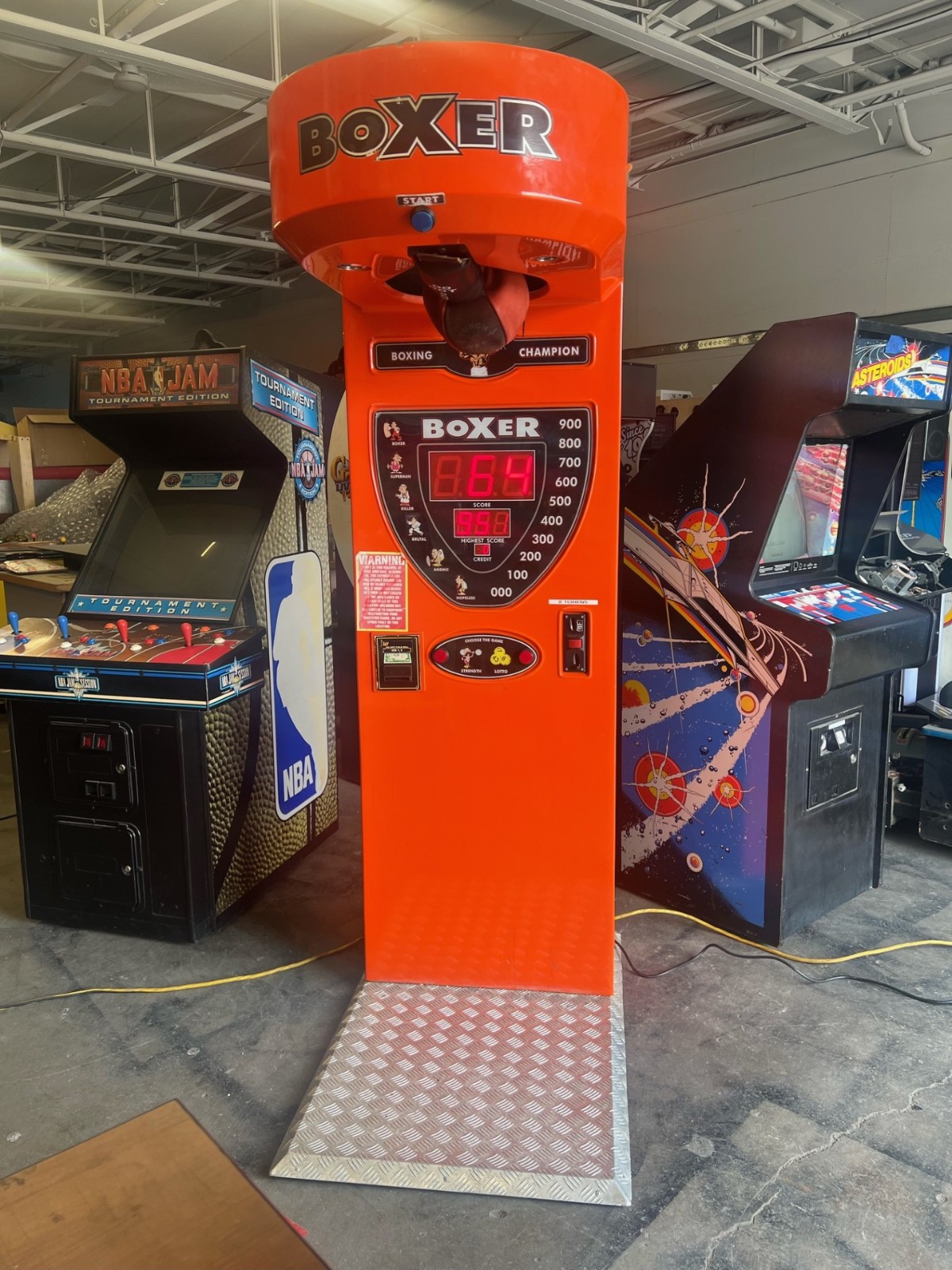 BOXER ARCADE BOXING MACHINE (Excellent Condition) *RARE*