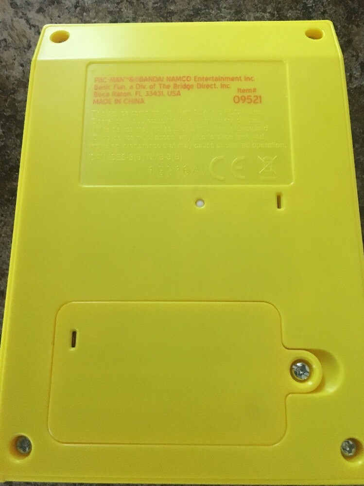 Bandai/Namco Pac-man Handheld Mini Arcade Retro Pacman Video Game Machine Toy