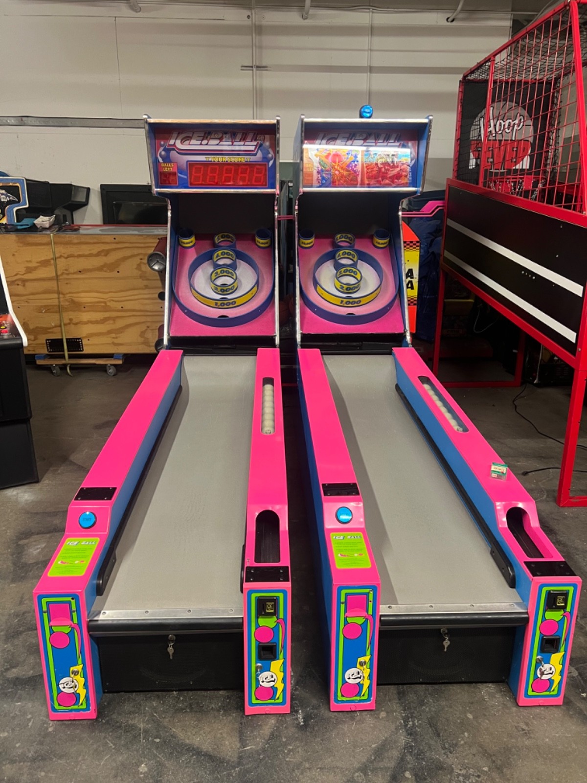 ICEBALL SKEEBALL MACHINE by ICE (Excellent) *RARE*