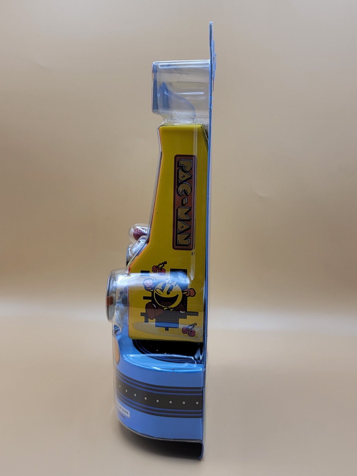 Basic Fun Arcade Classics Pac-Man Color LCD Retro Mini Arcade Game