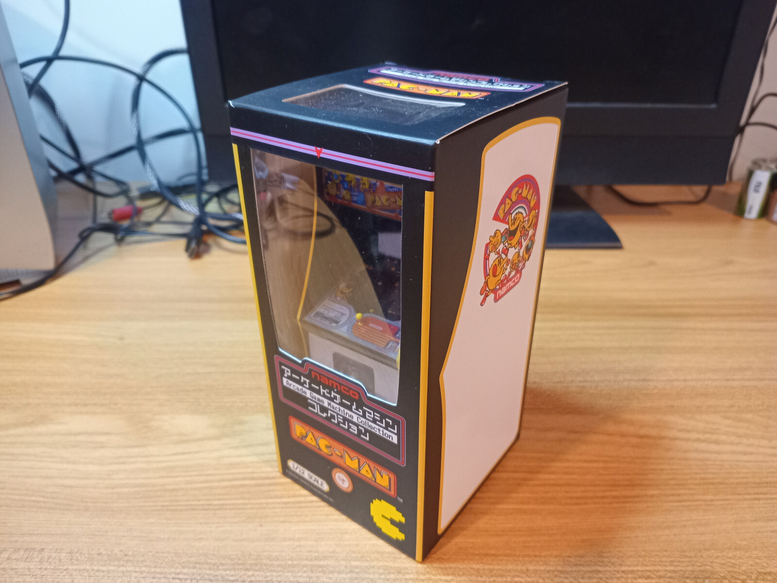 Freeing Namco Pac-Man 1/12 scale arcade (unopened, brand new)