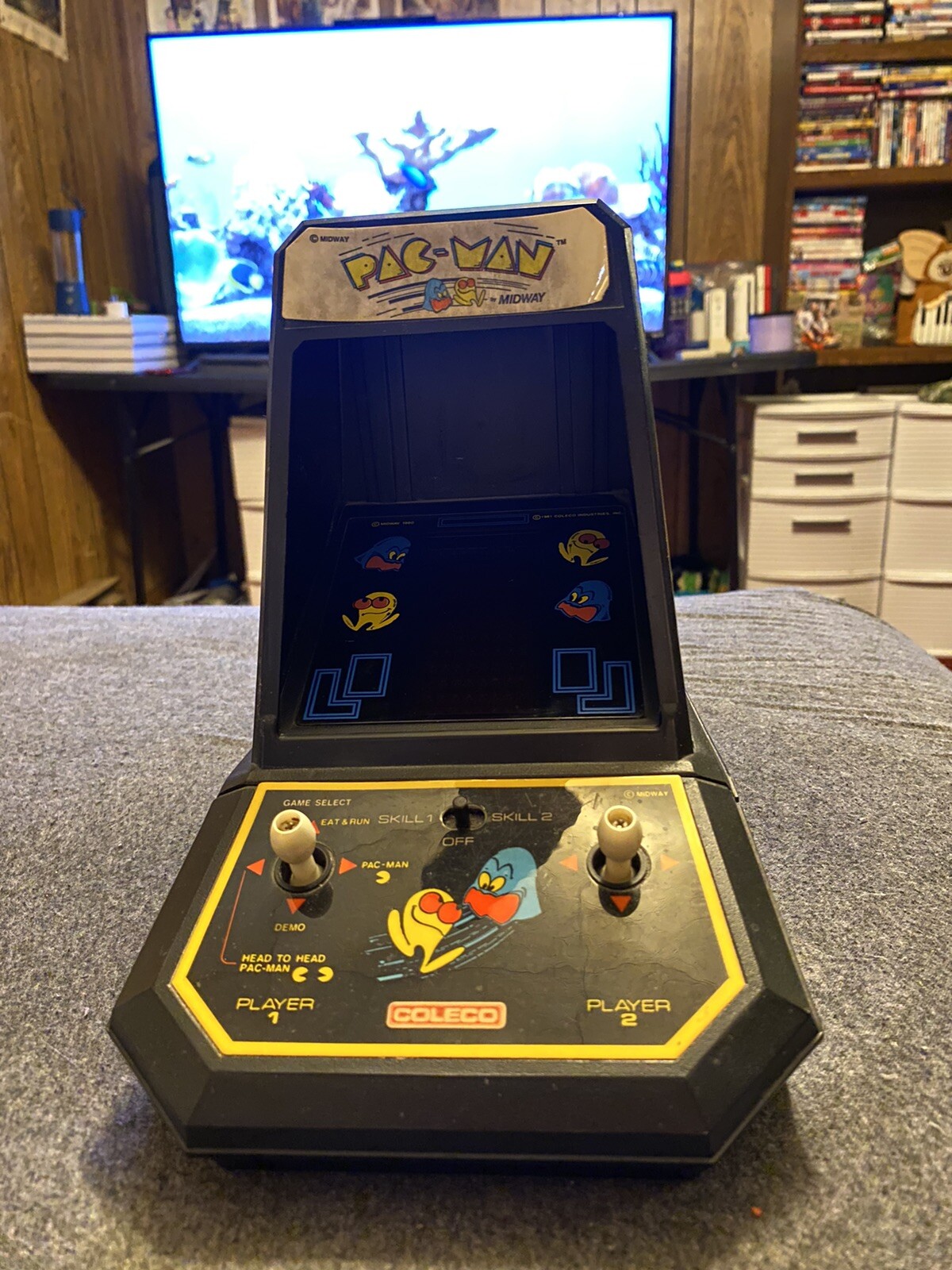 pac-man arcade machine by midway