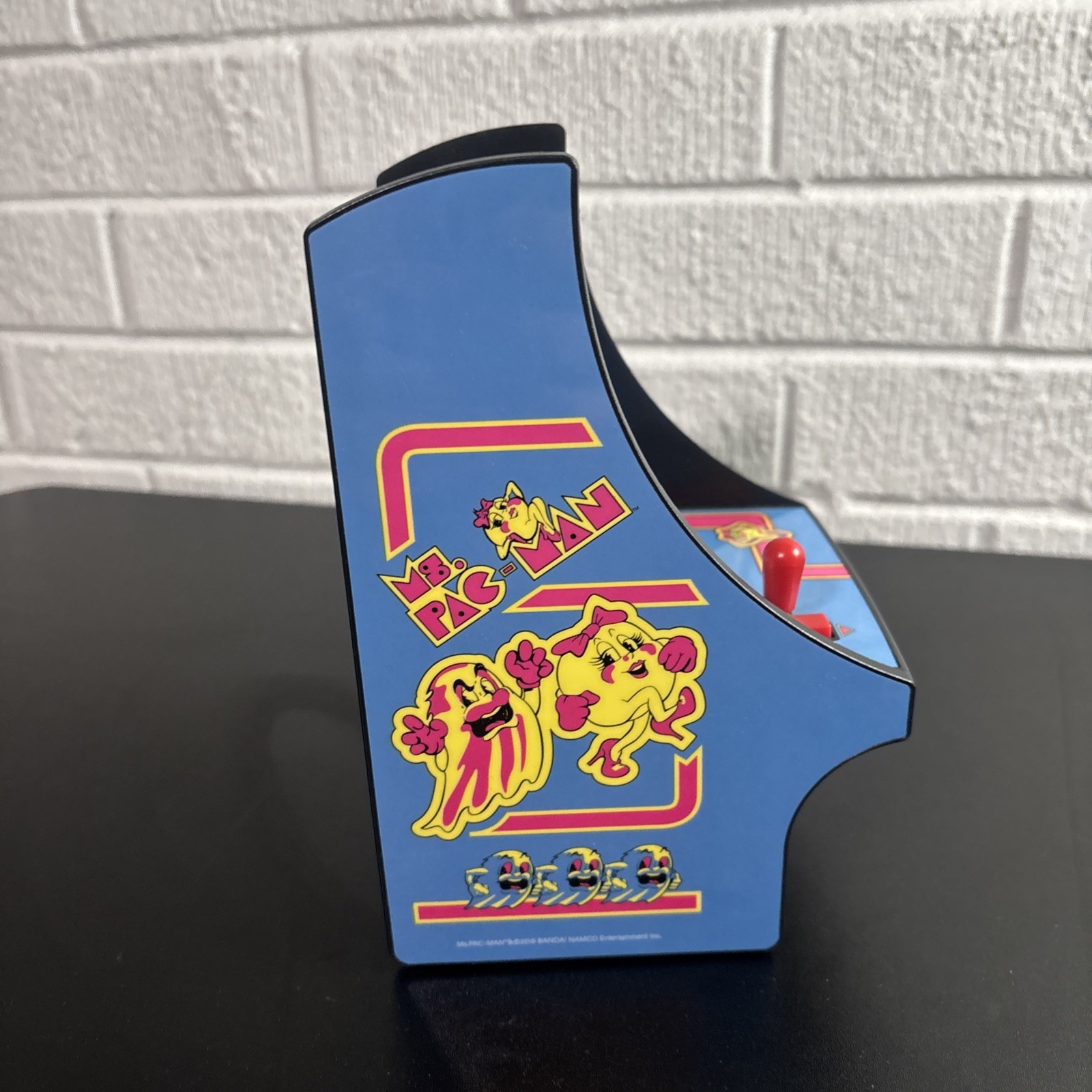 My Arcade Ms.Pac Man 2019 Bandai Namco Entertainment Micro Player Video Game
