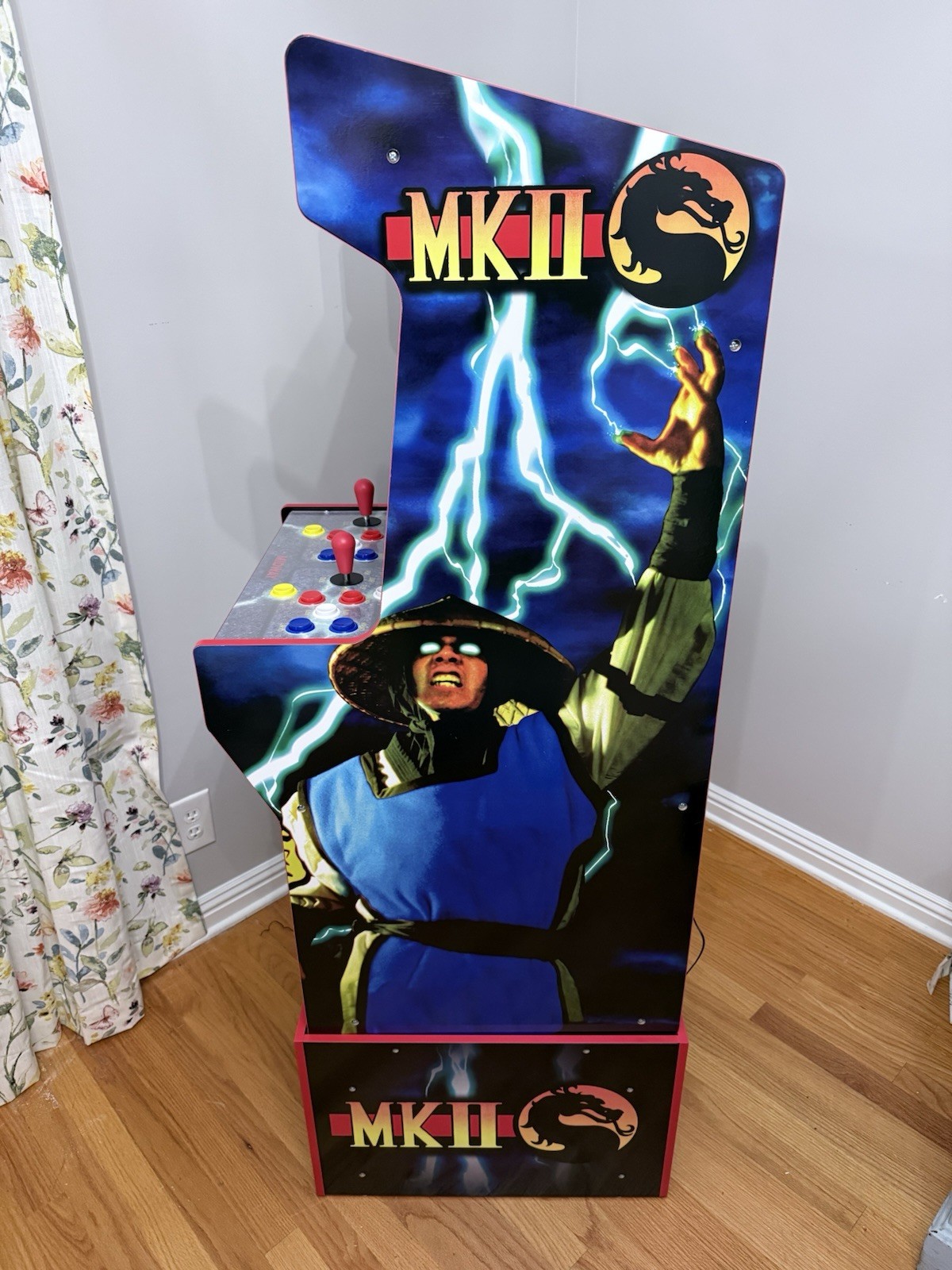 MORTAL KOMBAT: Legacy Edition – Arcade1Up – 12 Games – with Riser