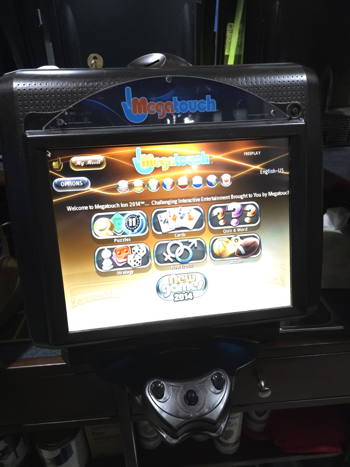 Megatouch Ion 2014 Touchscreen Game. MegaTouch Repair Service in Chicago Area!