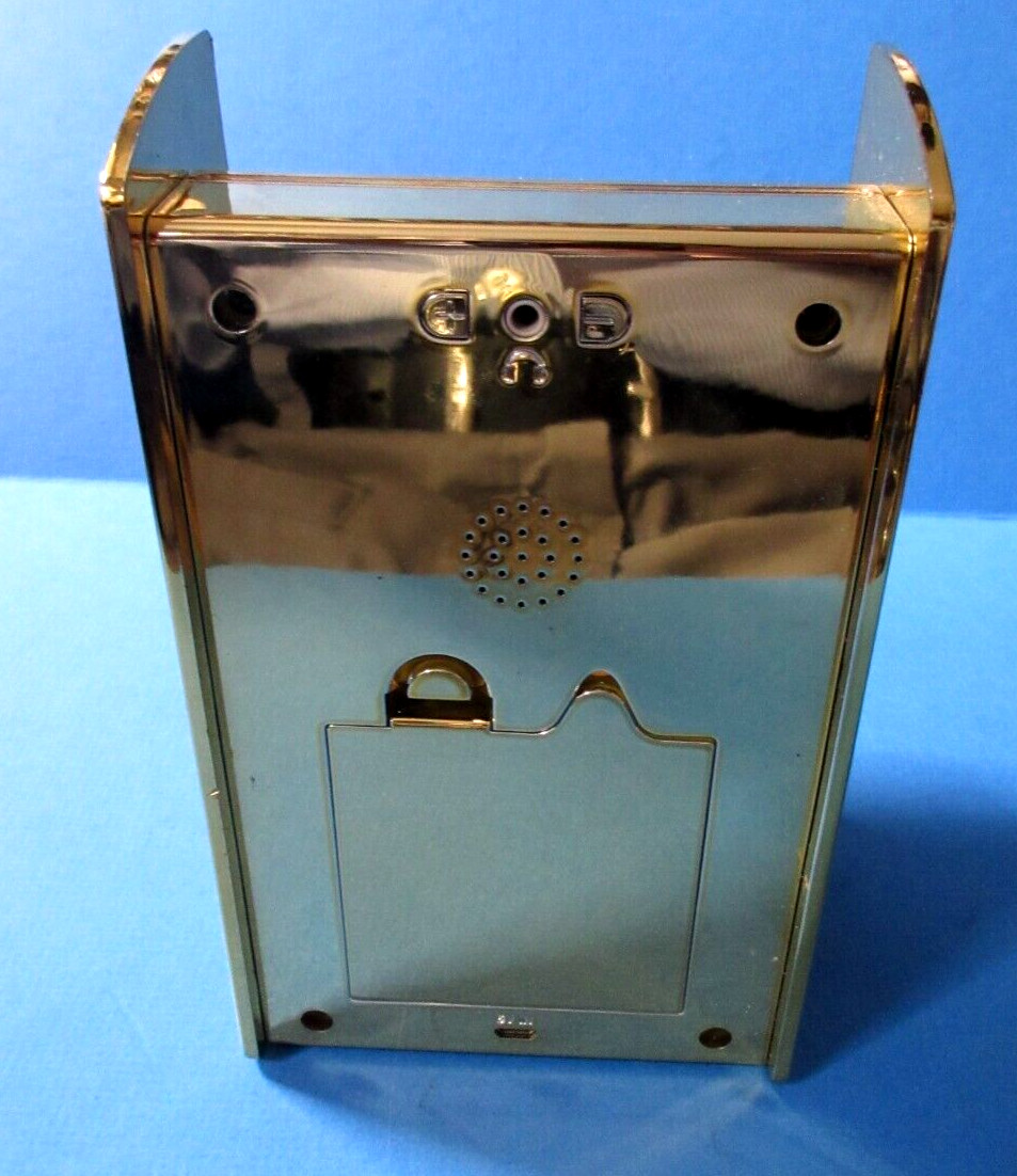 My Arcade Pac-Man 40th Anniversary Micro Player 6.75″ Gold Plated USB NEW