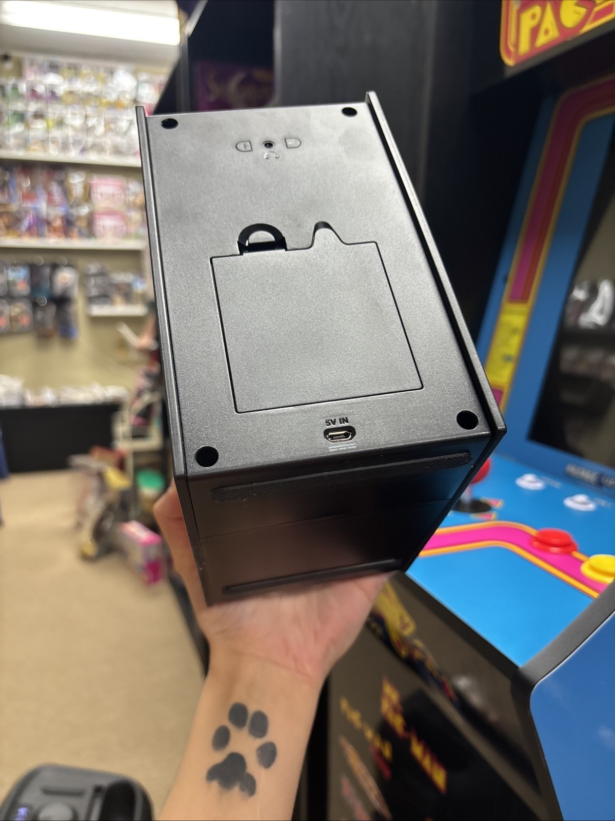 WB My Arcade DGUNL-3279 Space Invaders Micro Player Retro Arcade Machine