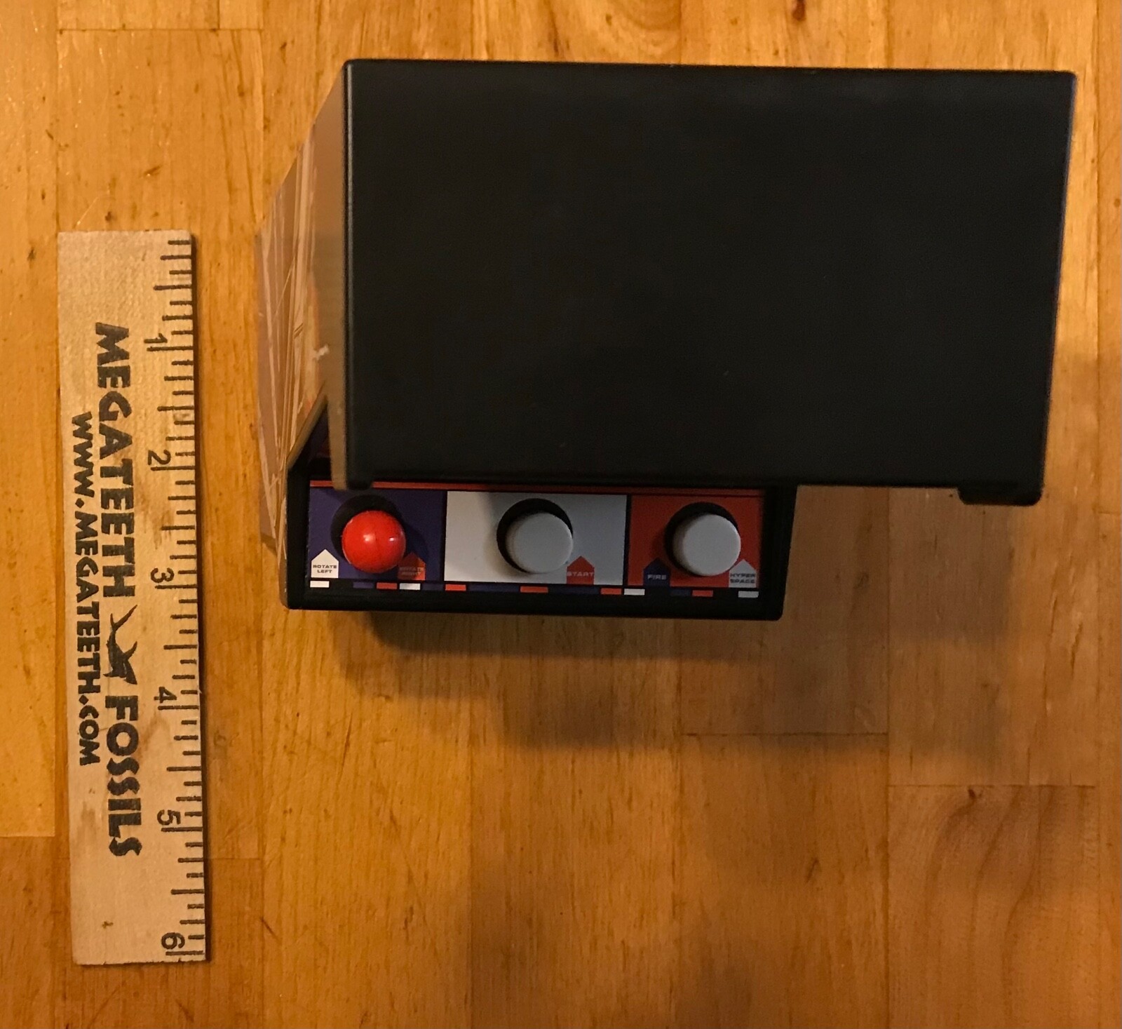 Vintage, Astroids Mini Arcade Game by Atari. Functions correctly.