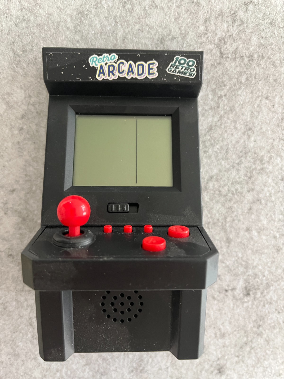 Mini Retro ARCADE machine 100 Retro Games (batteries not included)
