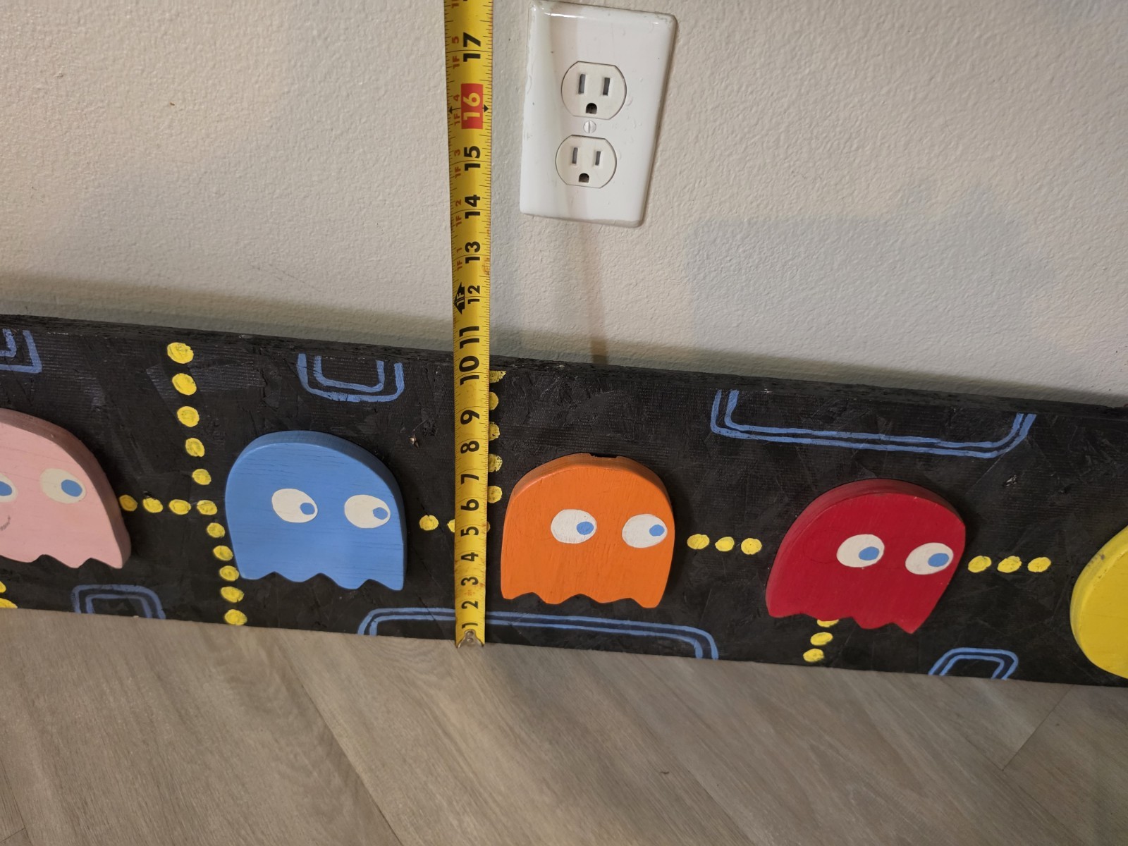 ARCADE WOOD SIGNAGE COOL VINTAGE WALL ART PUB CRAFT PAC MAN COLLECTOR PEICE