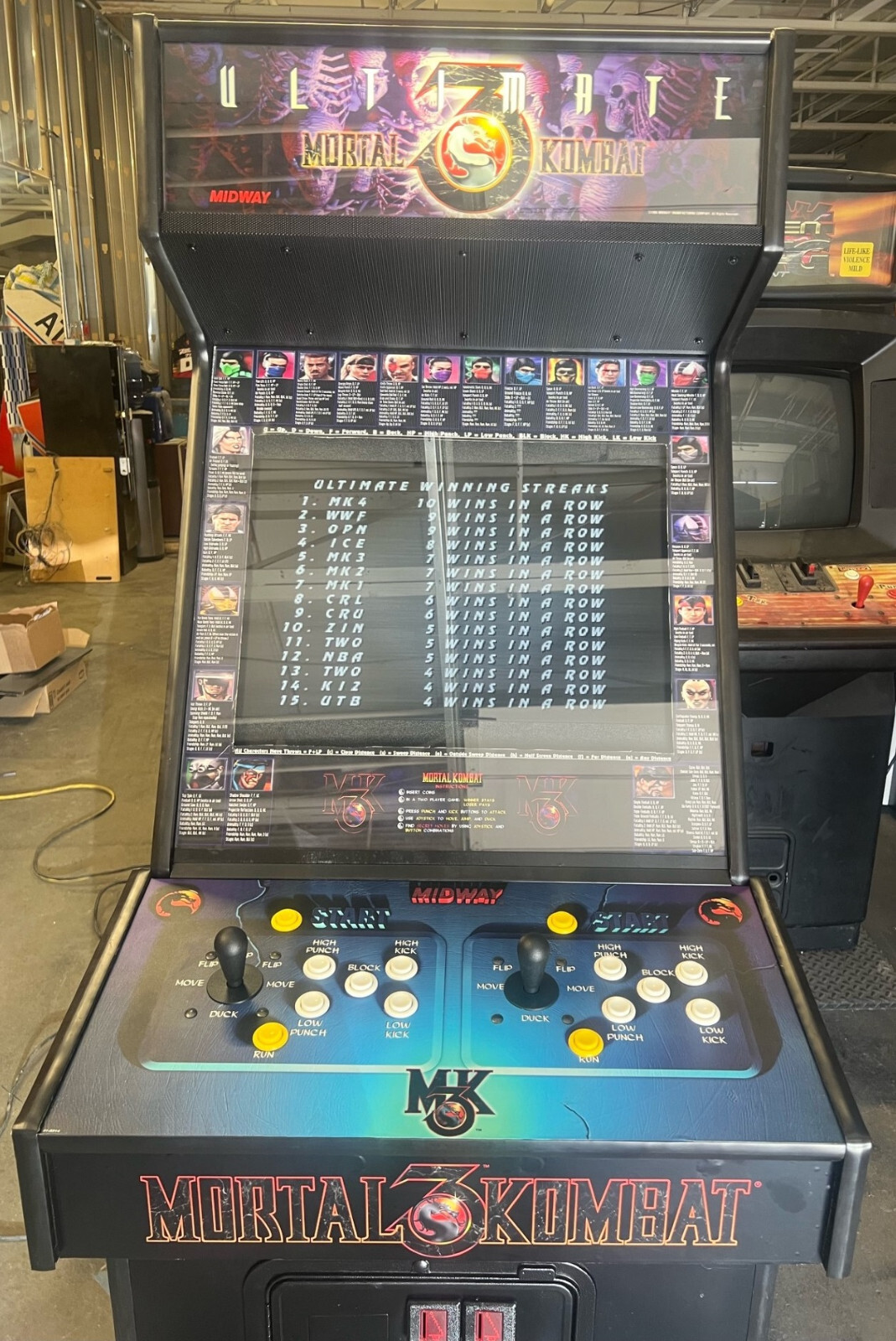 ULTIMATE MORTAL KOMBAT 3 ARCADE MACHINE by MIDWAY 1995 (Excellent Condition)