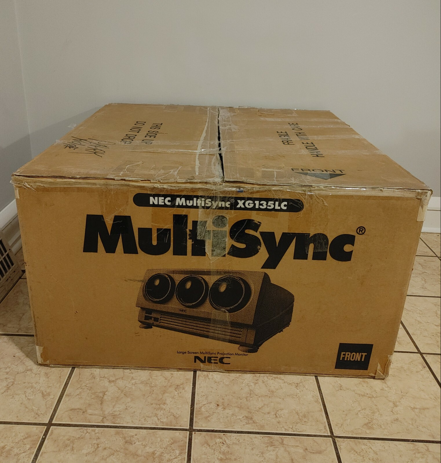 NEC CRT Projector