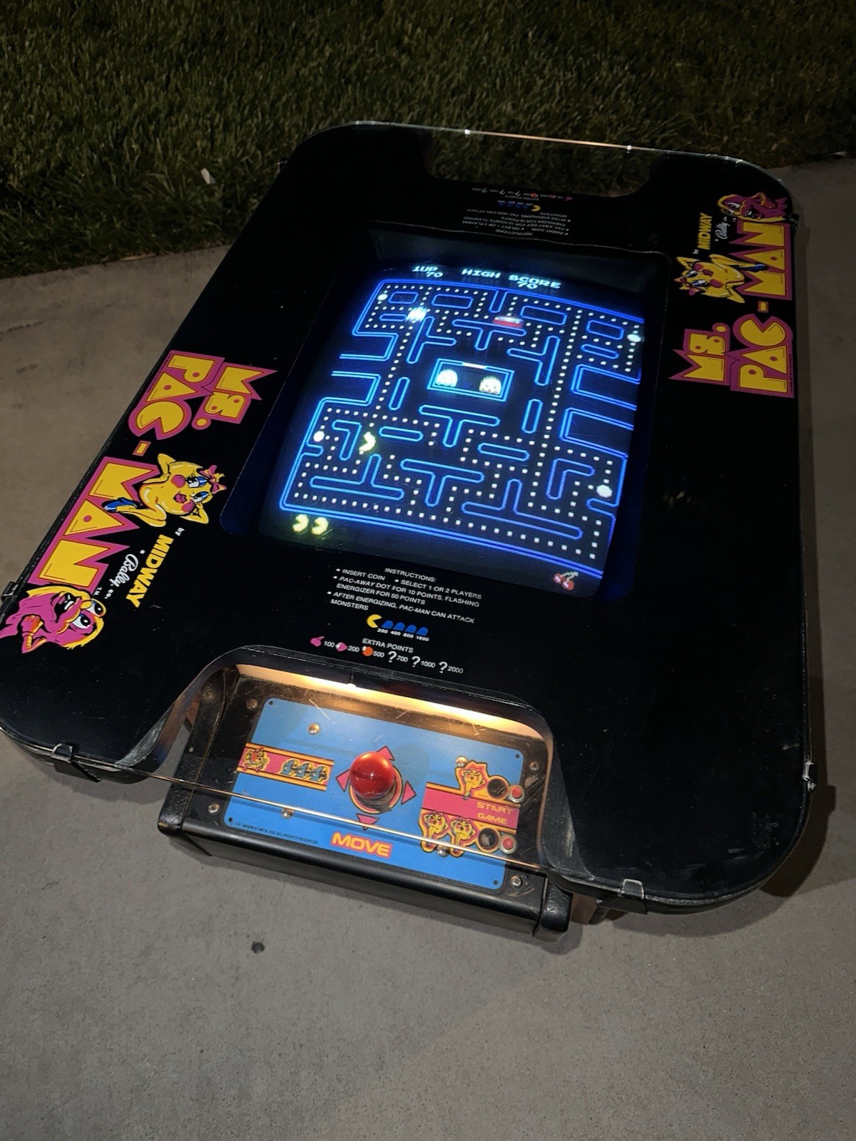 Ms Pacman Table Top Coin Arcade. Wooden exterior made by Midway Bally co Vintage