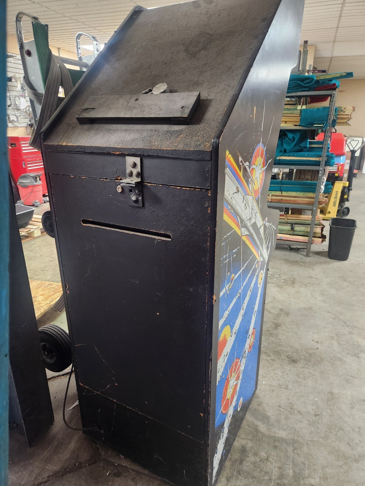 Asteroids Arcade Game