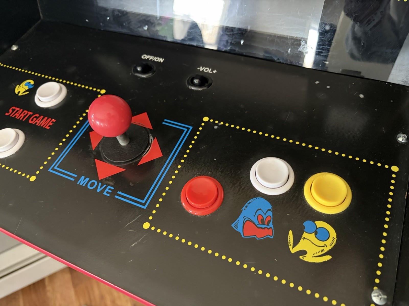 Arcade1Up Pacman 40th Anniversary Edition Gaming Cabinet Machine W/ SE Riser