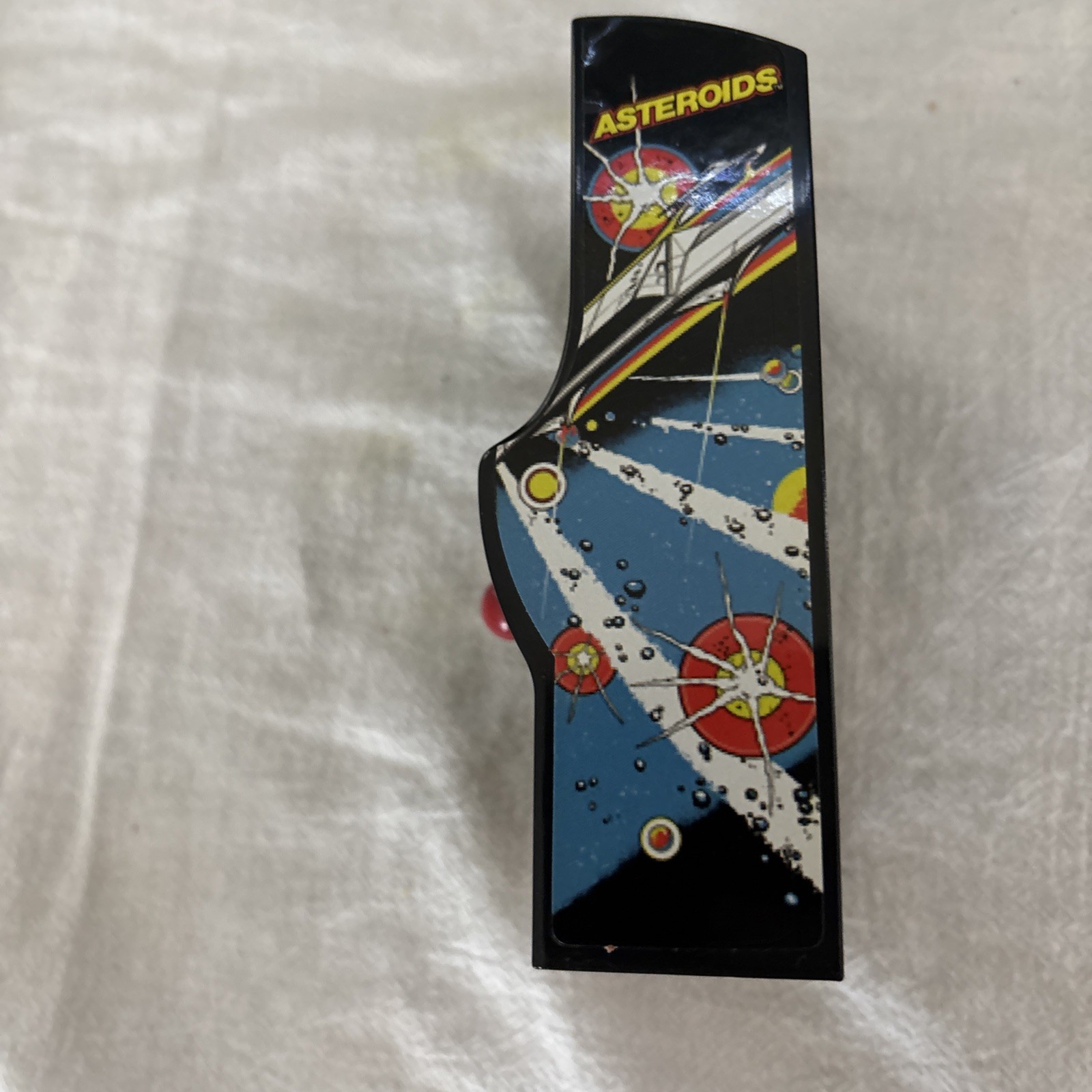 Asteroids Handheld Electronic Mini Arcade Game 2005 Atari MGA 5”