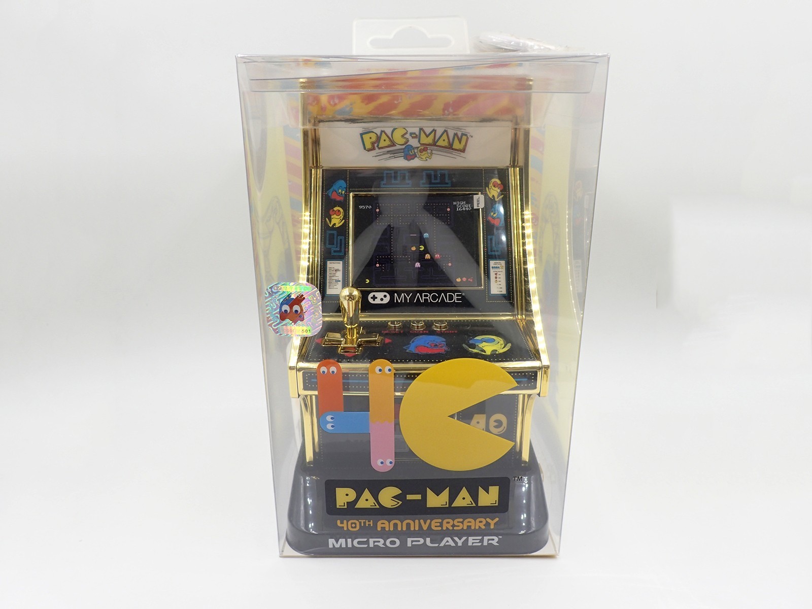 Unopened Retro Arcade PAC-MAN 40TH ANNIVERSARY Golden dreamGEAR w/tin badge