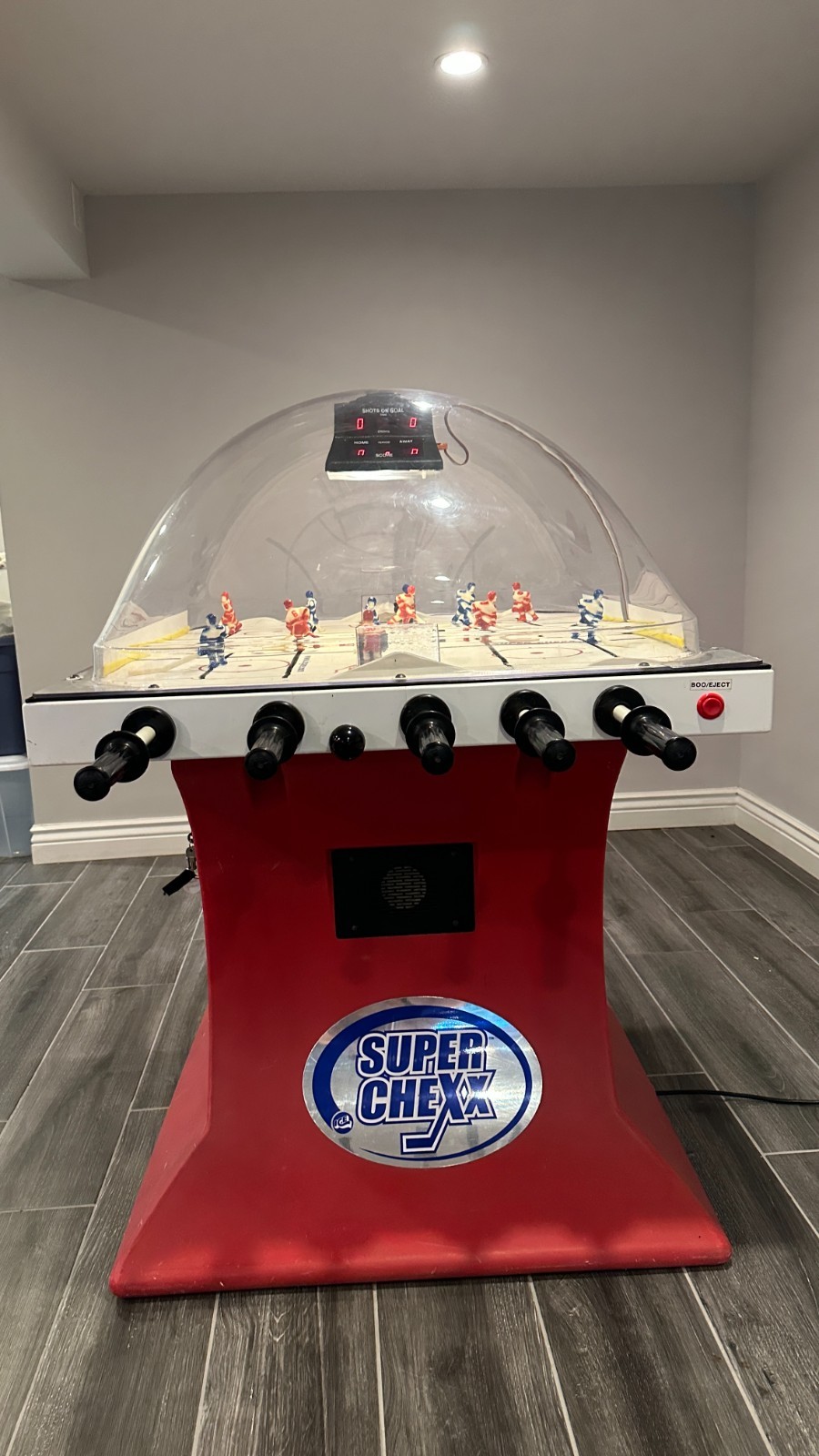 SUPER CHEXX Bubble Hockey Arcade Table – USA vs Canada – Coin Op – Great Condit!