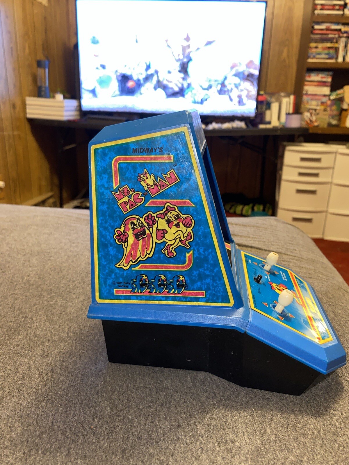 Vintage 1981 Ms. PAC-MAN Mini Tabletop Arcade Video Game Coleco