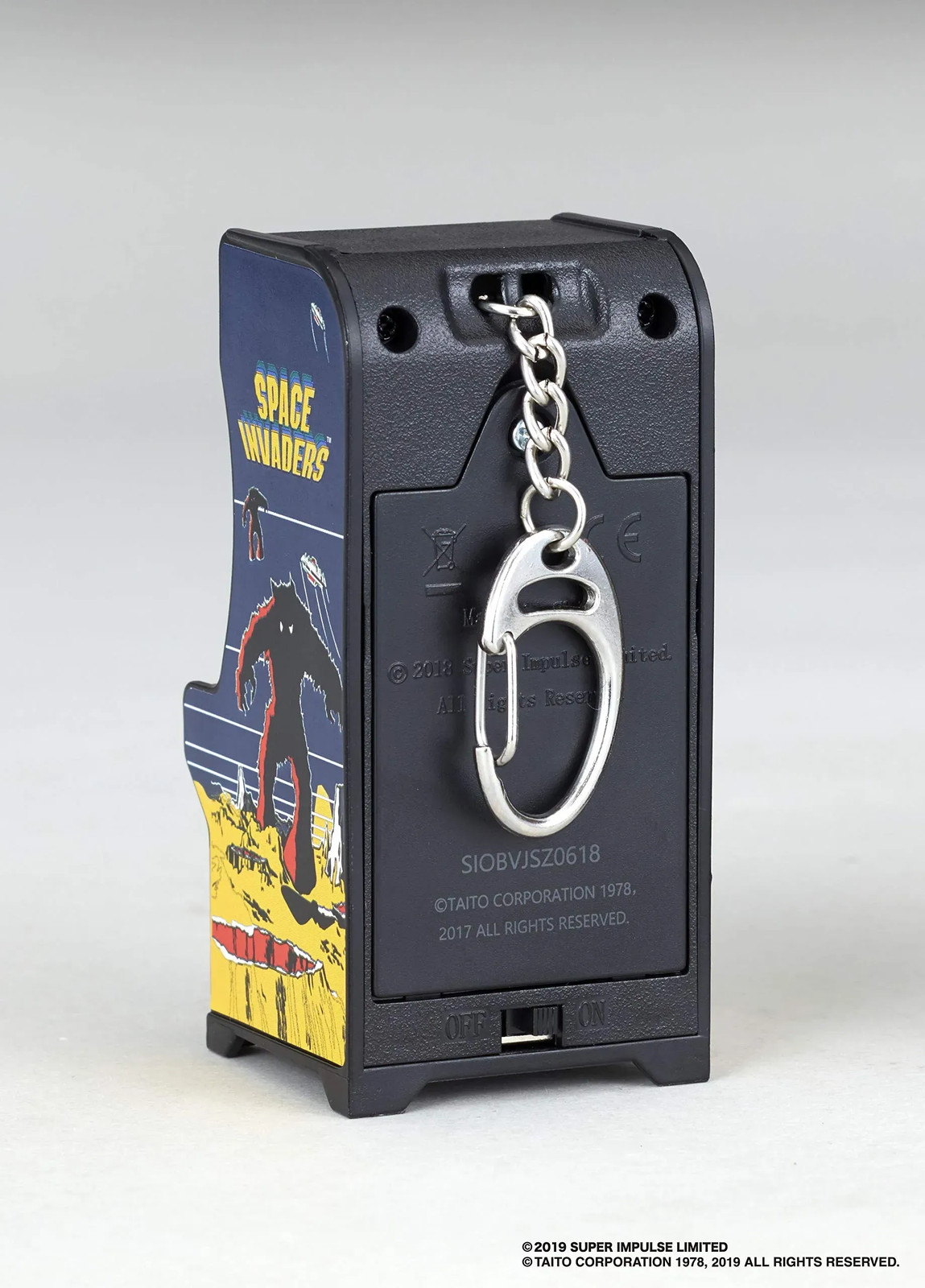 Japan NEW TINY ARCADE Space Invaders Mini Keychain 4580469070470