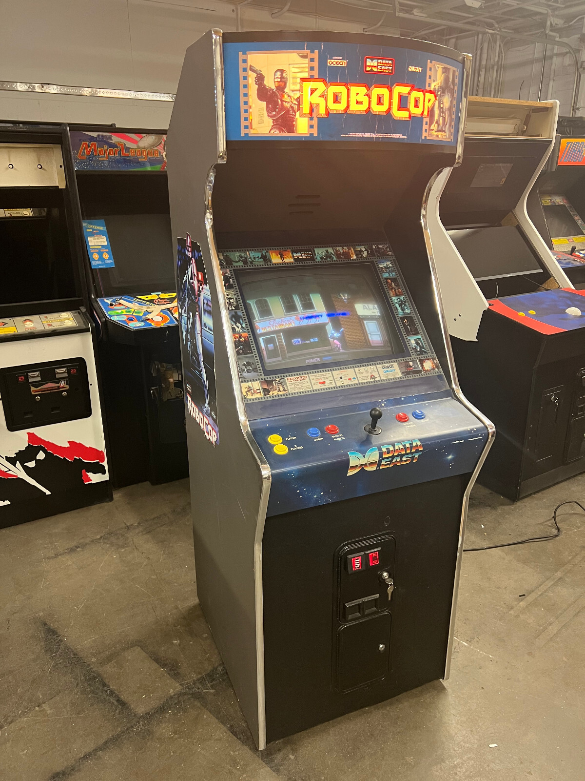 ROBOCOP ARCADE MACHINE by DATAEAST 1988 (Excellent Condition) *RARE*