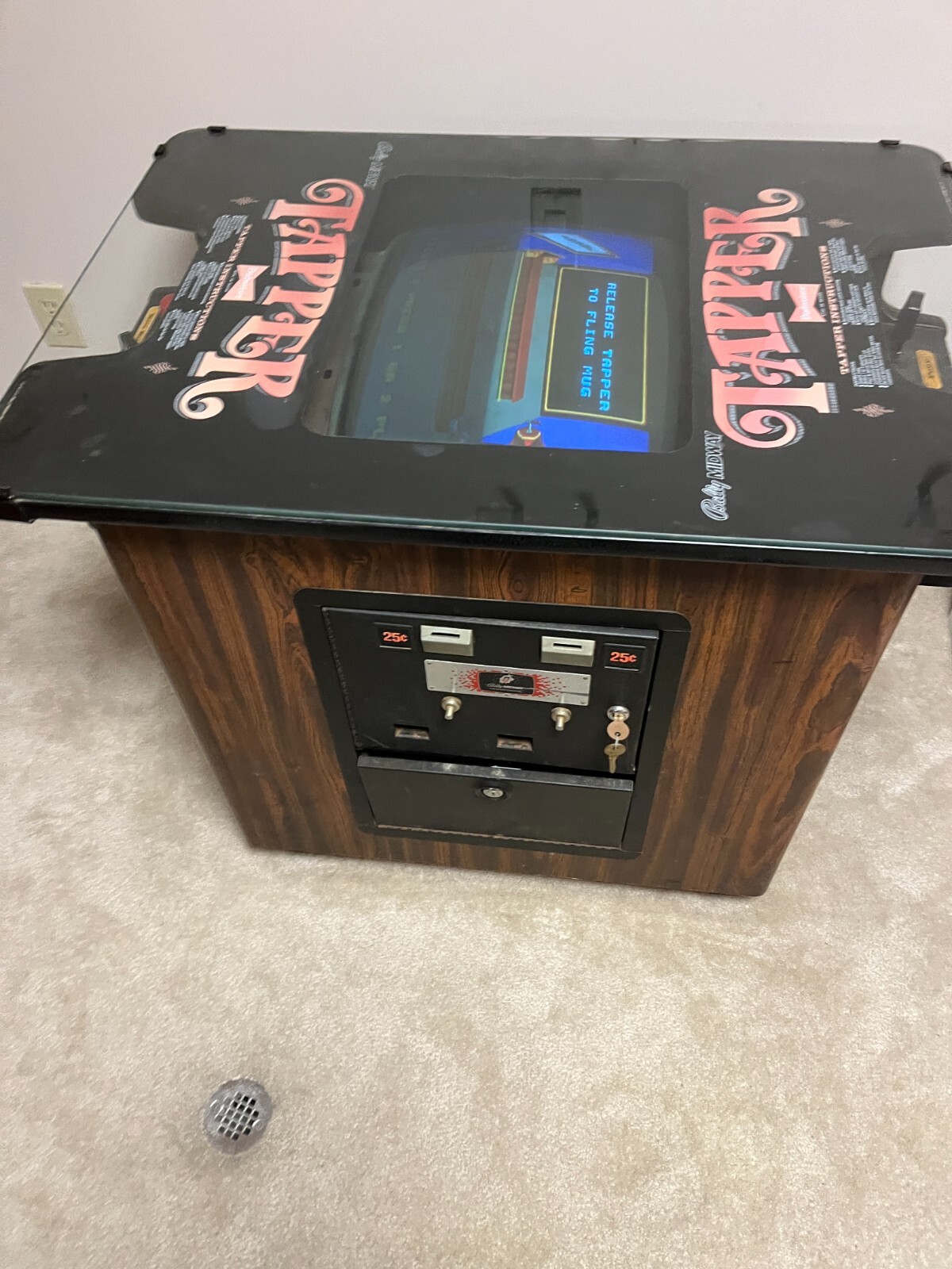 Budweiser TAPPER Arcade Machine Cocktail Video game used. Works Only 300 Made