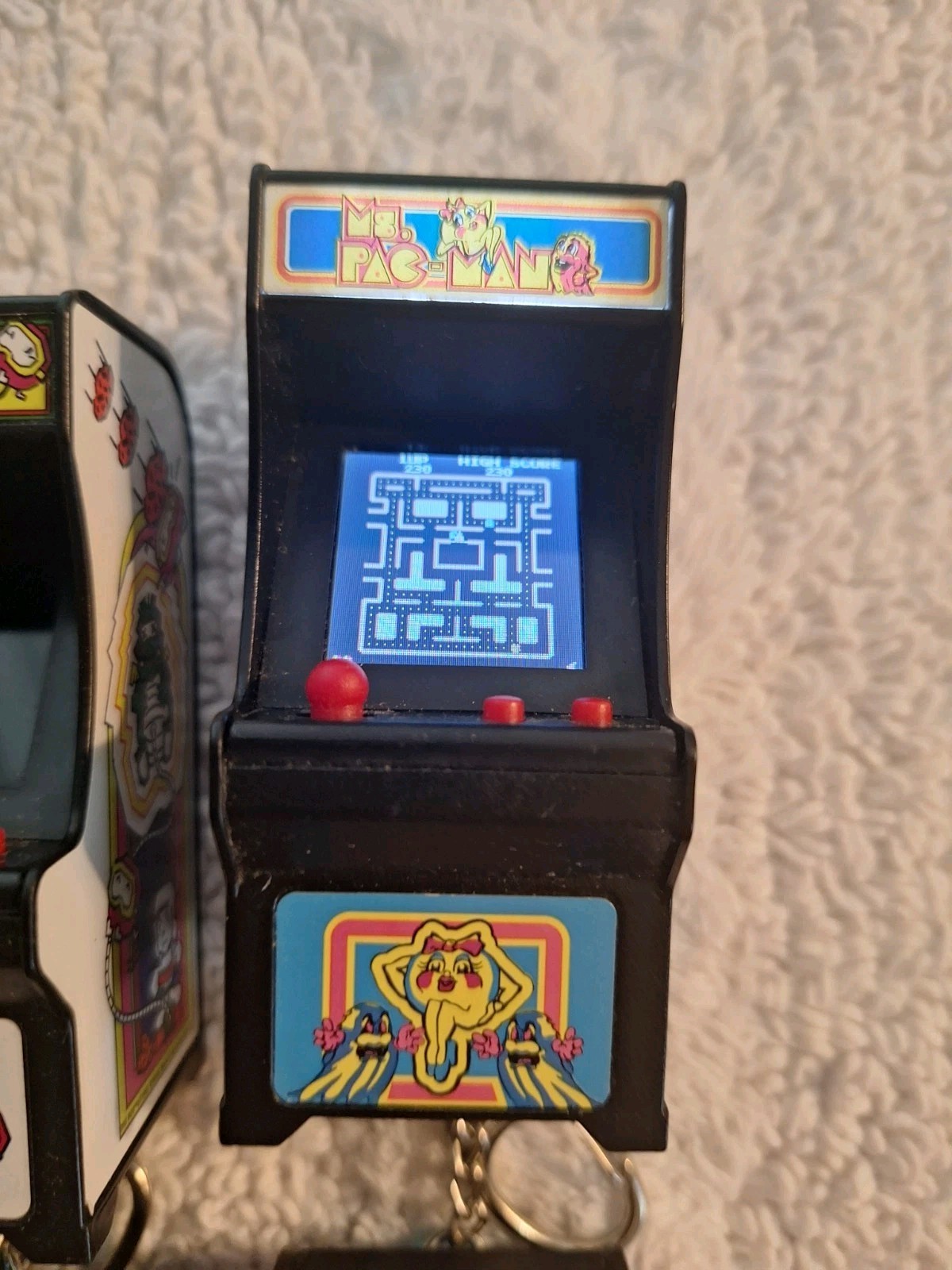 Tiny Arcade Games Keychain Lot of 8 PacMan Frogger Galaxian Dig Dug WORKING