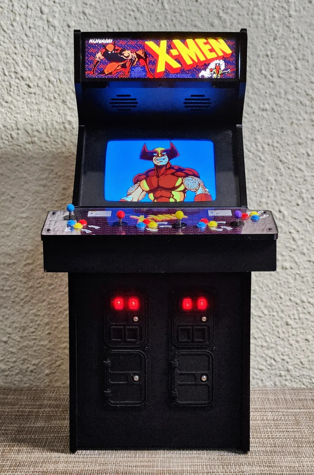 1:4 Scale X-MEN Arcade Cabinet – Playable Miniature