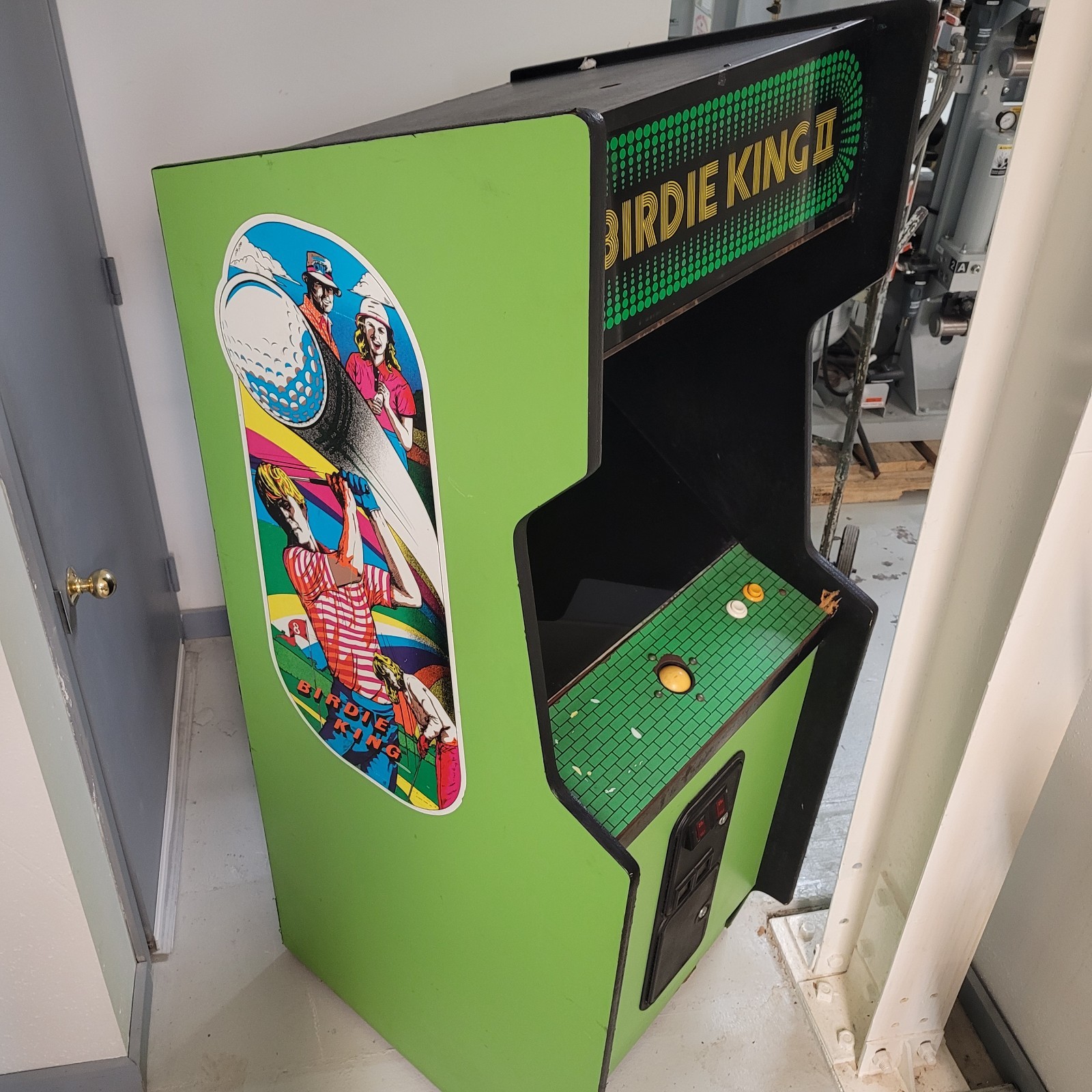 Vintage Taito Birdie King 2 II Arcade Video Game Cabinet 1983 -Tested Working