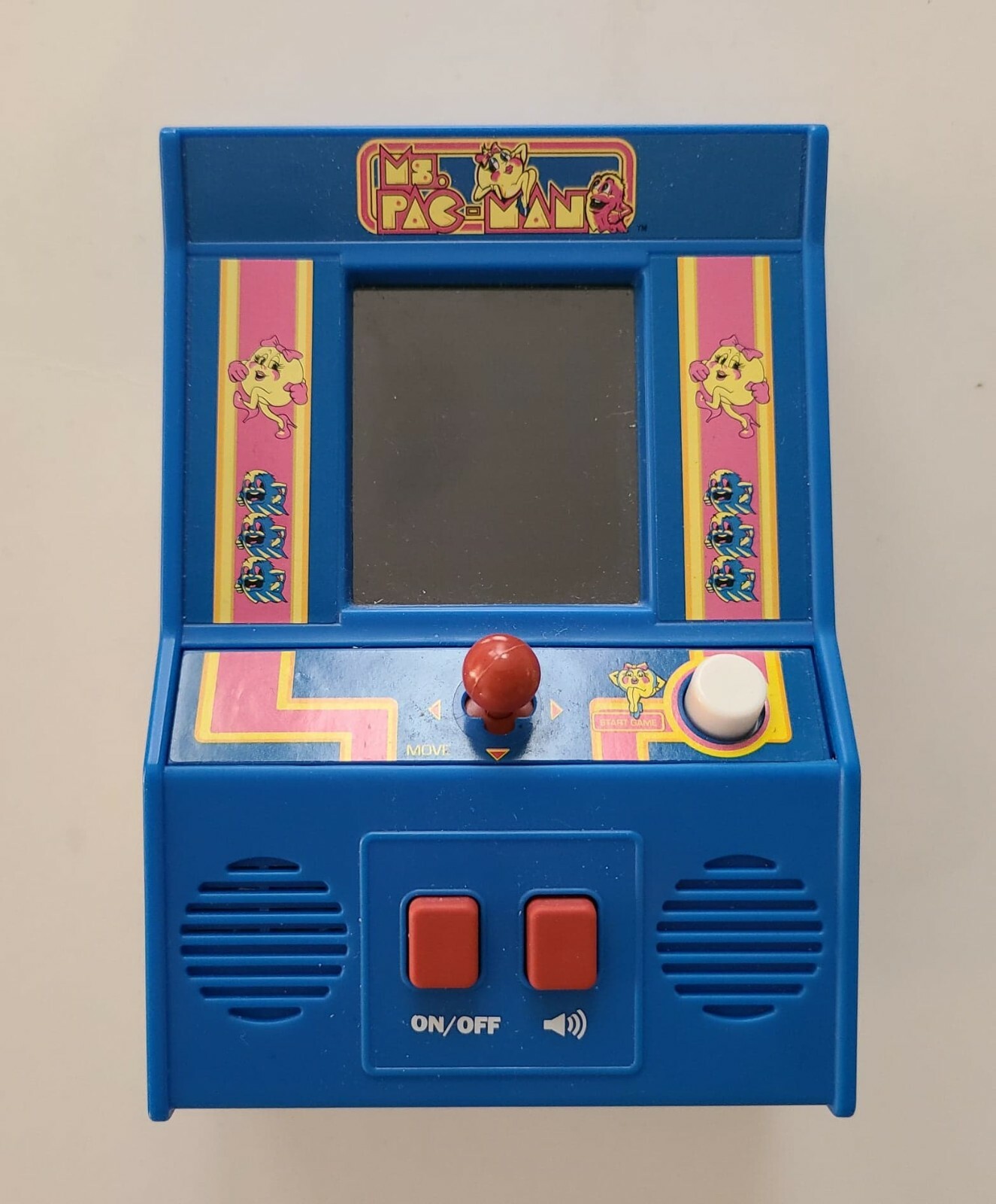 MS PAC-MAN MINI 6″ ARCADE GAME 2018 BANDAI BASIC FUN WORKS