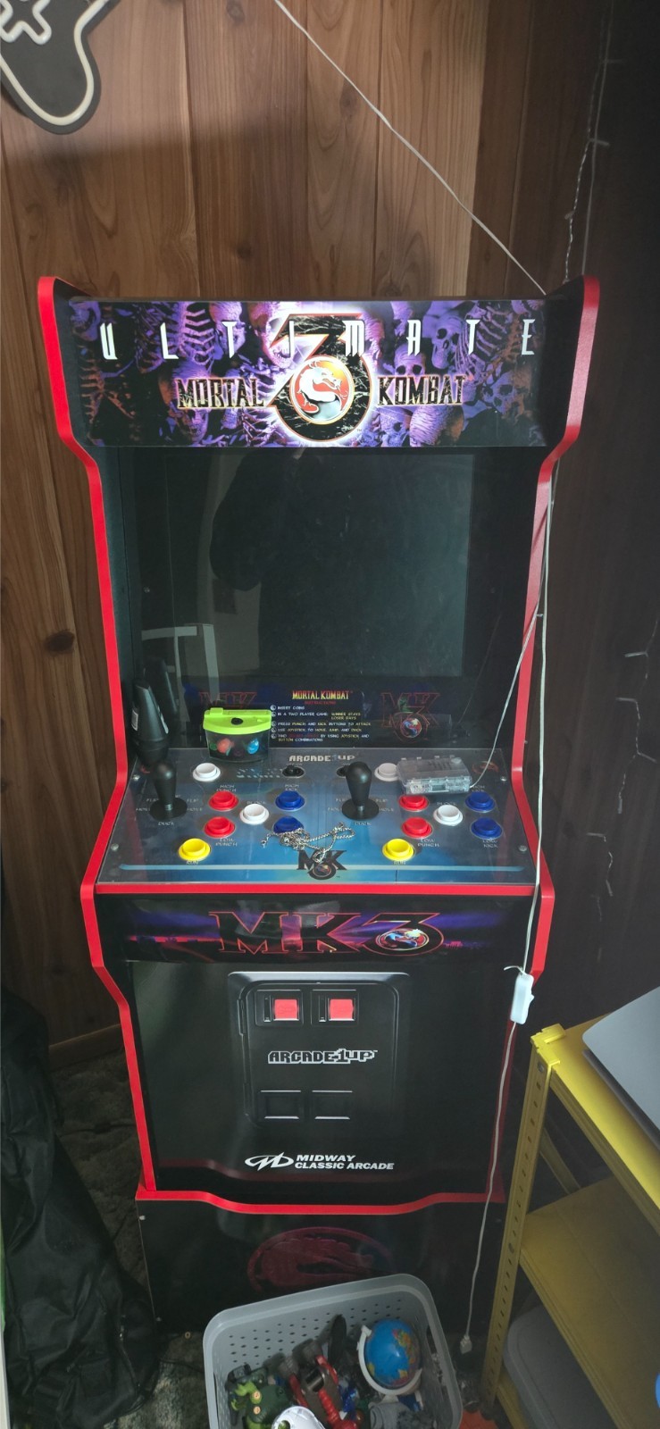 Ultimate Mortal Kombat 3 Arcade1Up with Riser – PICKUP ONLY