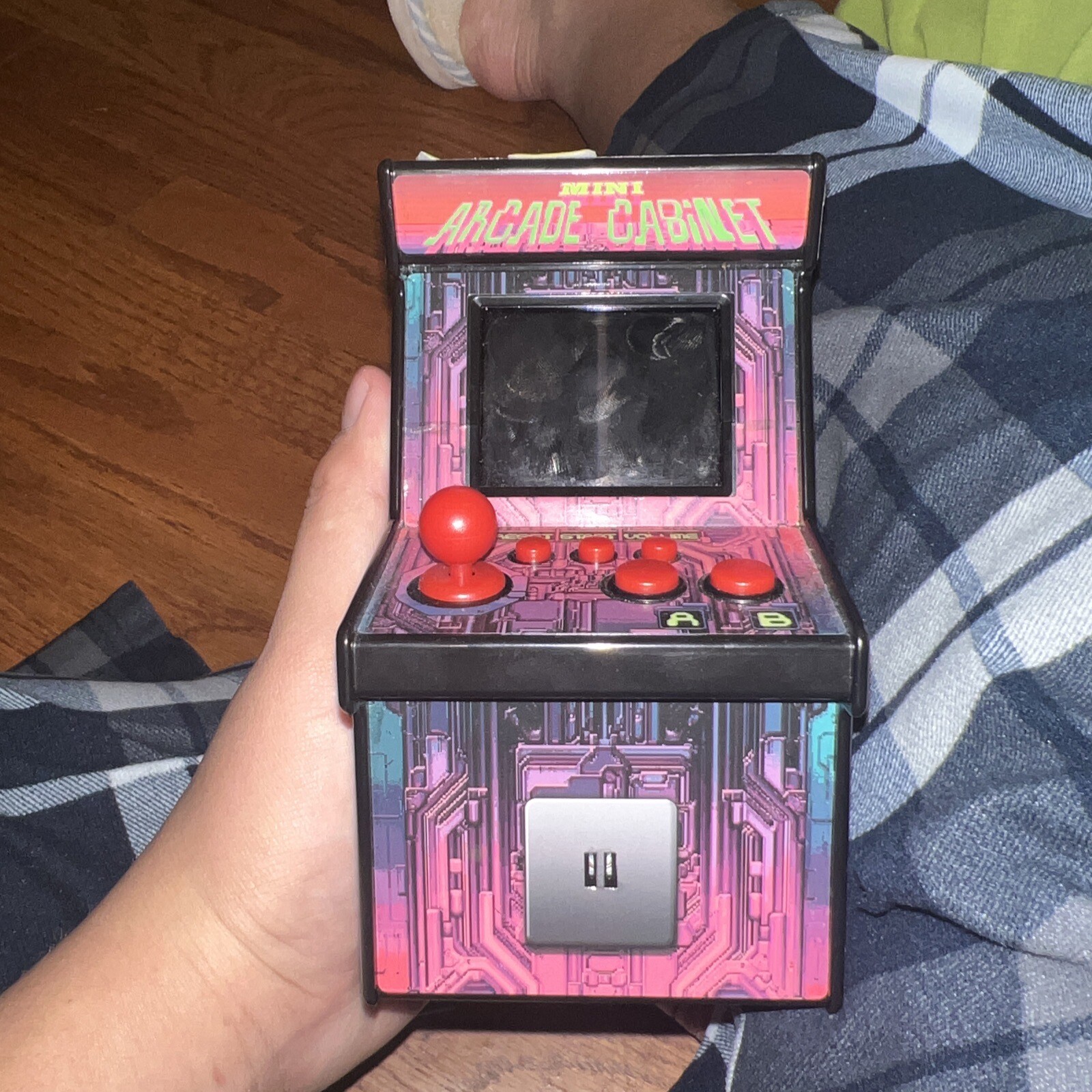 very Well Conditioned Arcade Game Toy