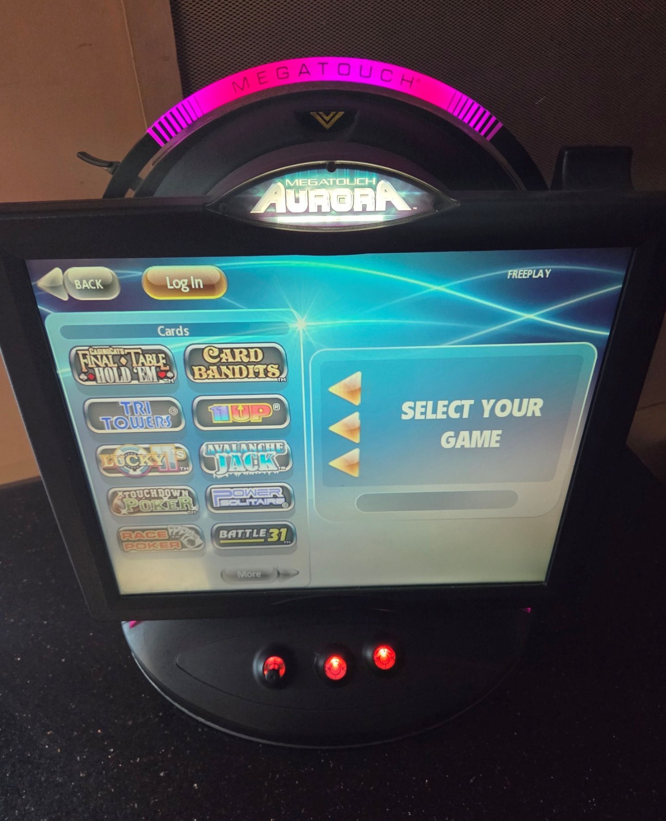 Merit Megatouch Aurora trivia game with 2013 software – Tested good