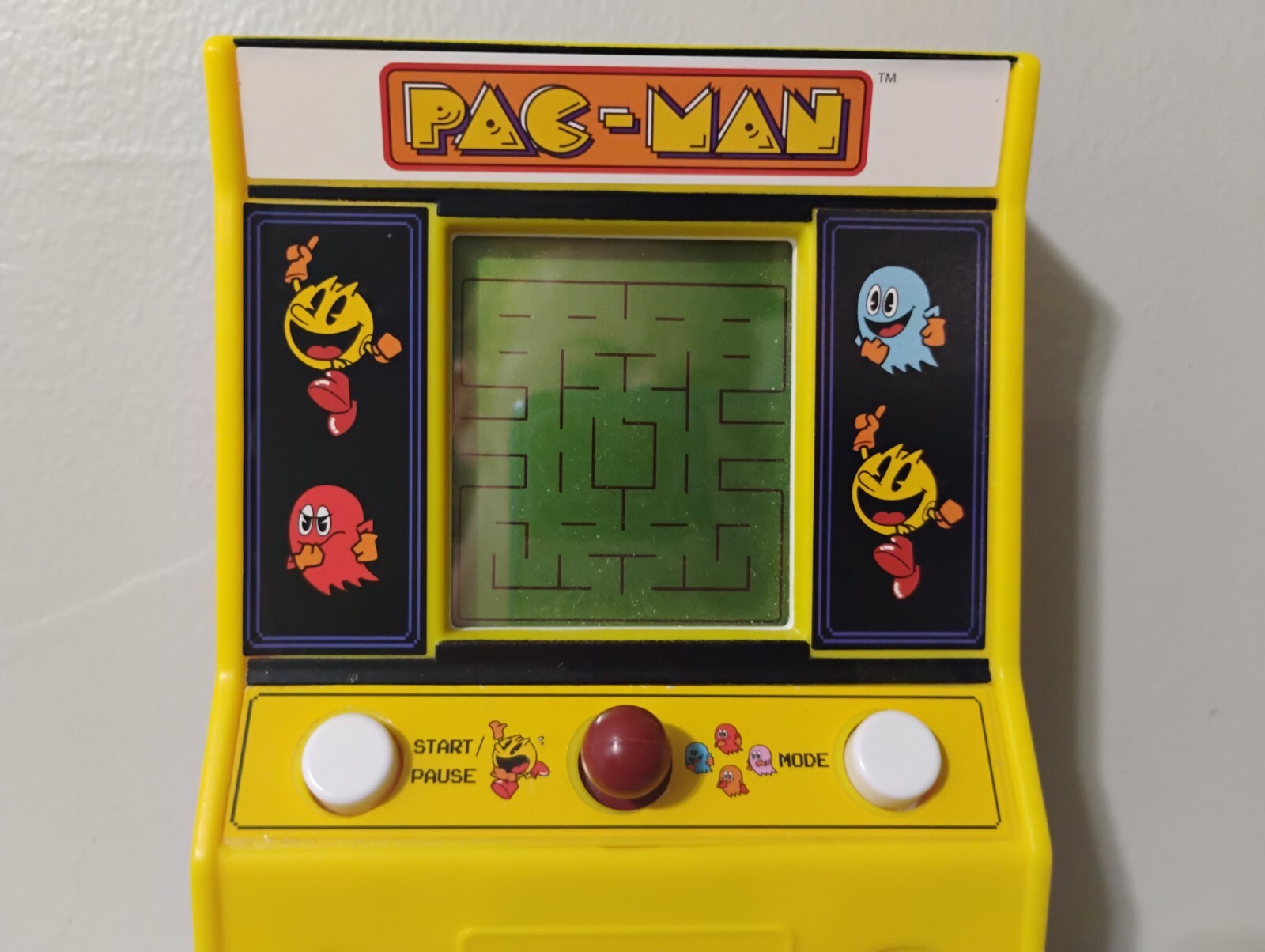 Bandai Namco Classic Pac-Man Retro Mini Handheld Arcade Game WORKS