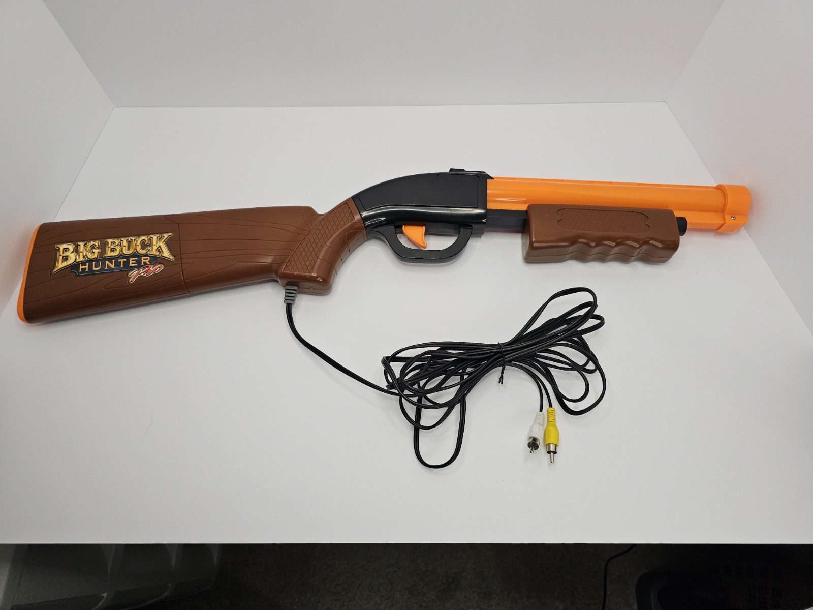 JAKKS Pacific Big Buck Hunter Pro Plug & Play TV Arcade Game (2009) *Gun Only*