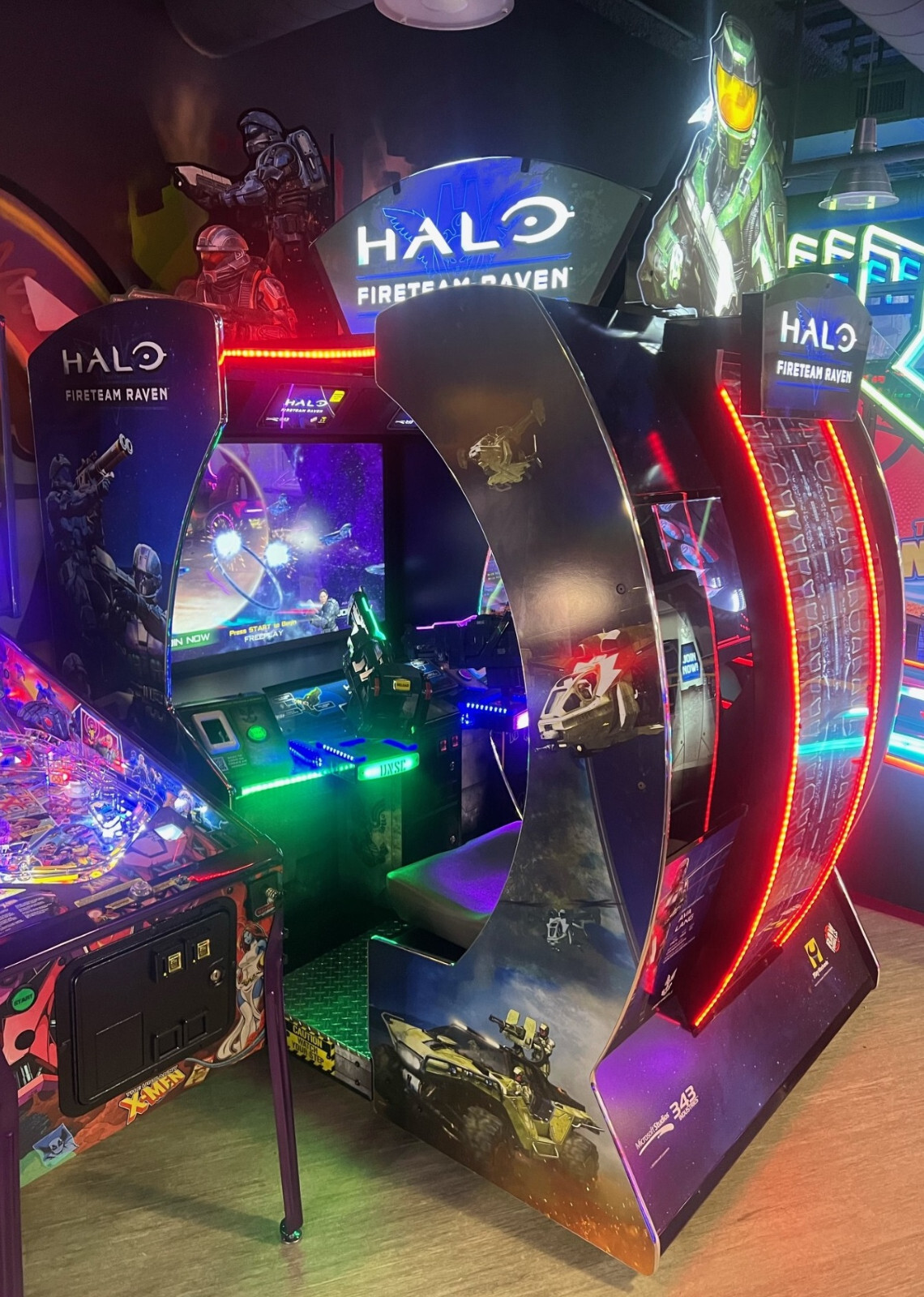 HALO FIRETEAM RAVEN ARCADE MACHINE by RAW THRILLS (Excellent) *RARE*