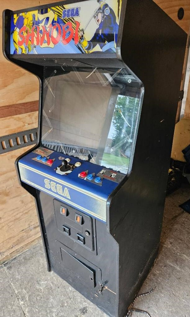 SHINOBI ARCADE MACHINE by SEGA 1987 (Excellent Condition) *RARE*