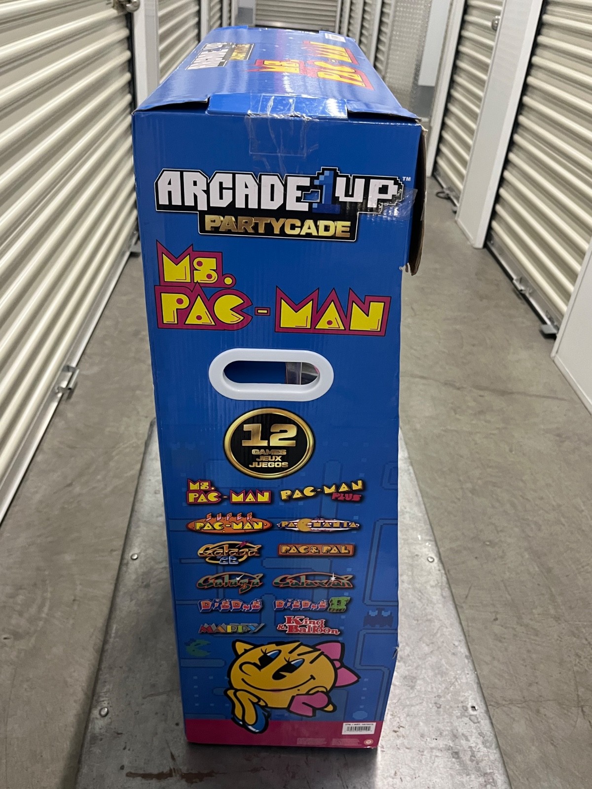 NEW IN BOX! Arcade1Up Ms. PAC-MAN Partycade 12 Games in 1, 17″ LCD Color Screen