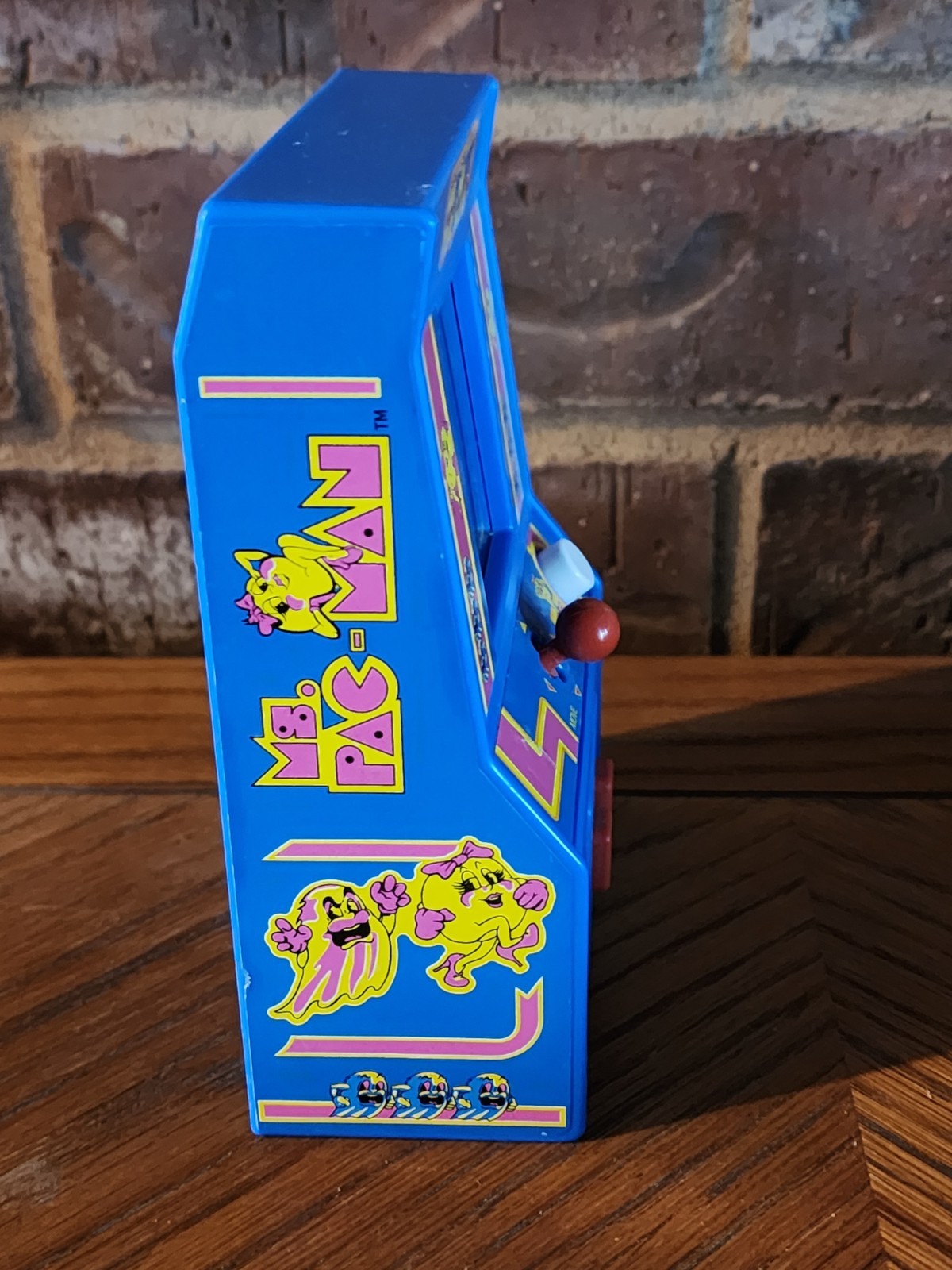 Ms. Pac-Man Retro Mini Arcade Game 6″ Console Works!