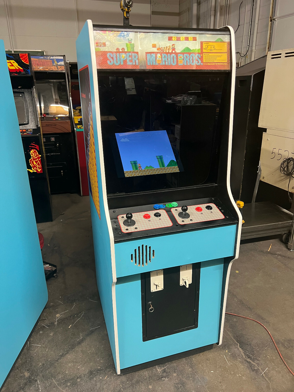 SUPER MARIO BROS NINTENDO VS ARCADE MACHINE by NINTENDO 1987 (Excellent) *RARE*