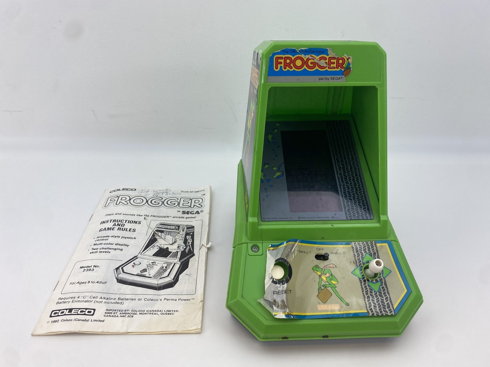 Frogger Vintage 1982 Mini Table Top Handheld Arcade Video Game Sega Coleco Works