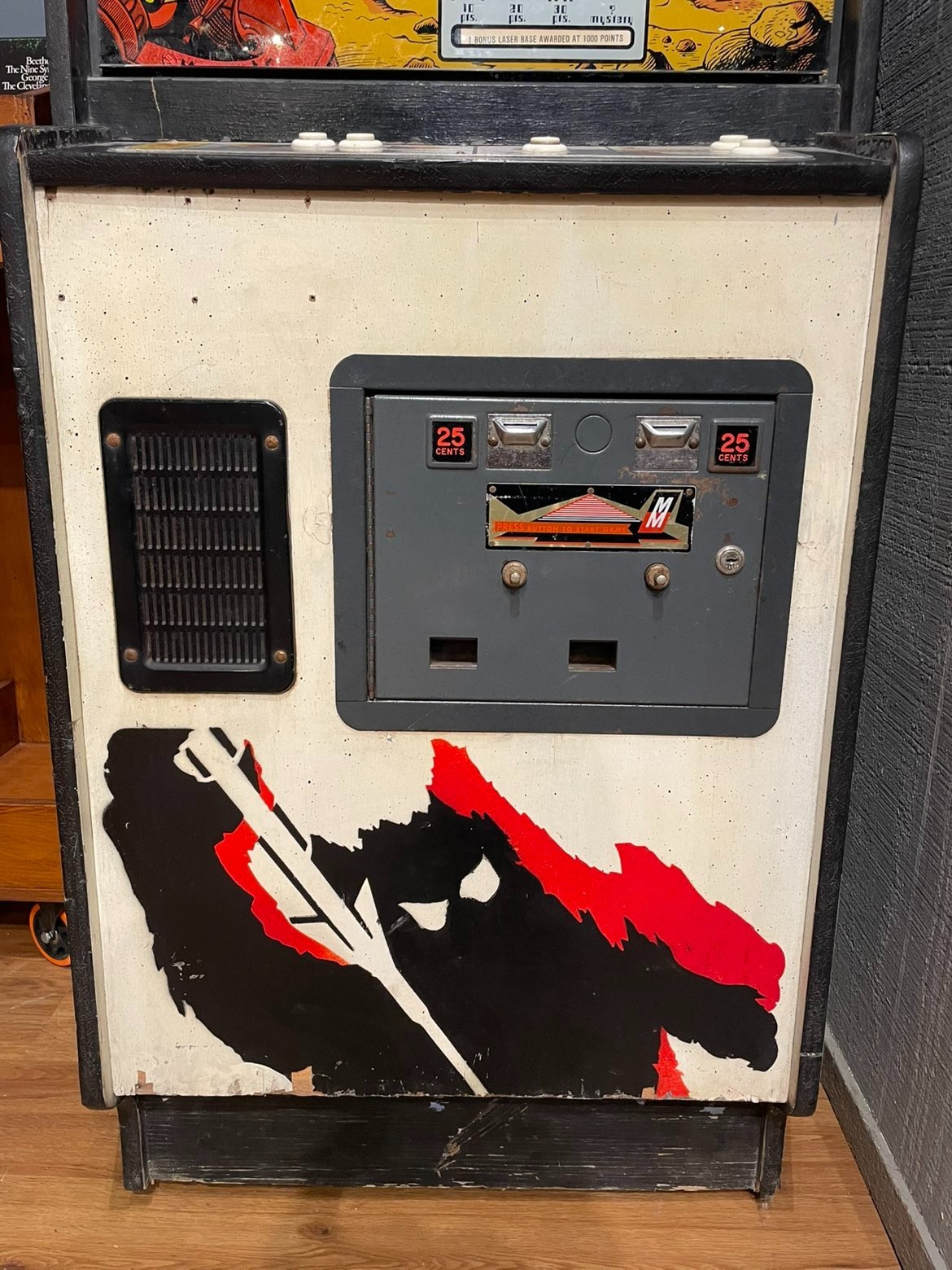 Vintage 1978 Space Invaders Arcade Cabinet with Upgraded Internals