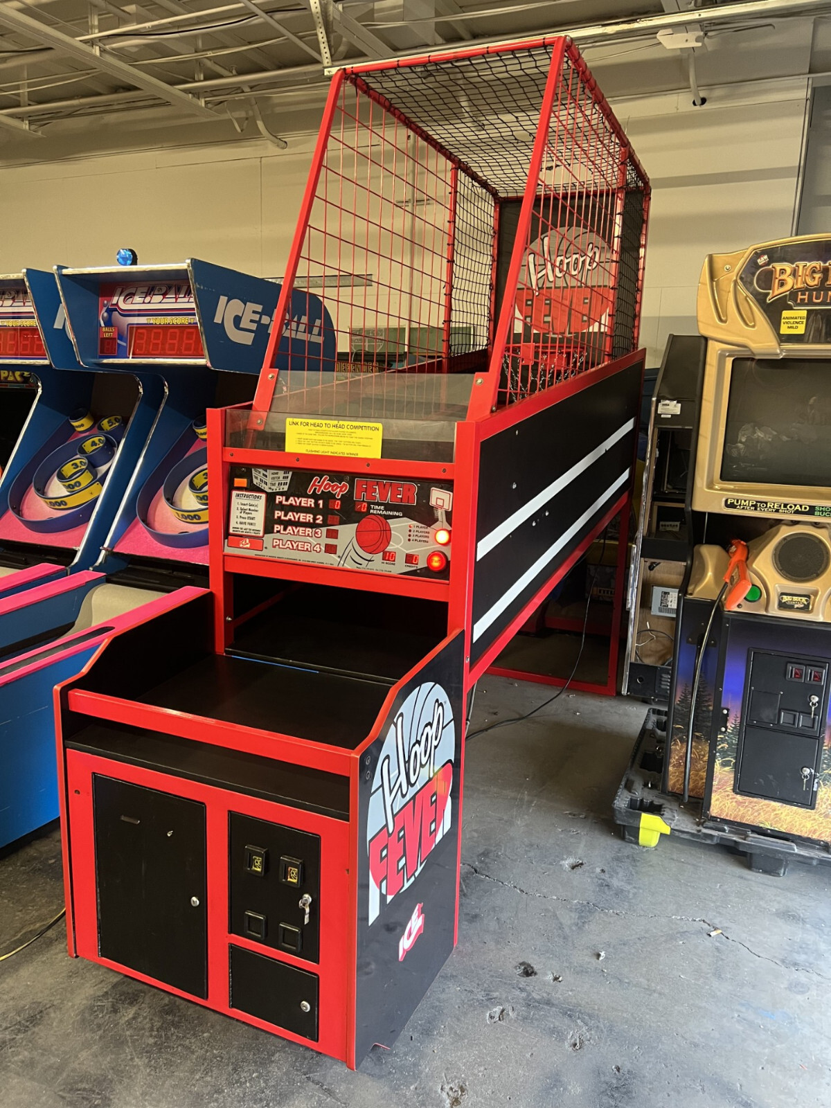 HOOPS FEVER BASKETBALL MACHINE by ICE (Excellent) *RARE*