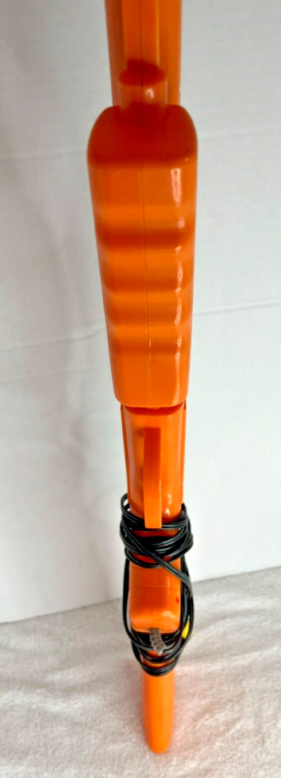 Jakks Pacific Big Buck Safari Hunting Plug & Play Orange Gun for parts