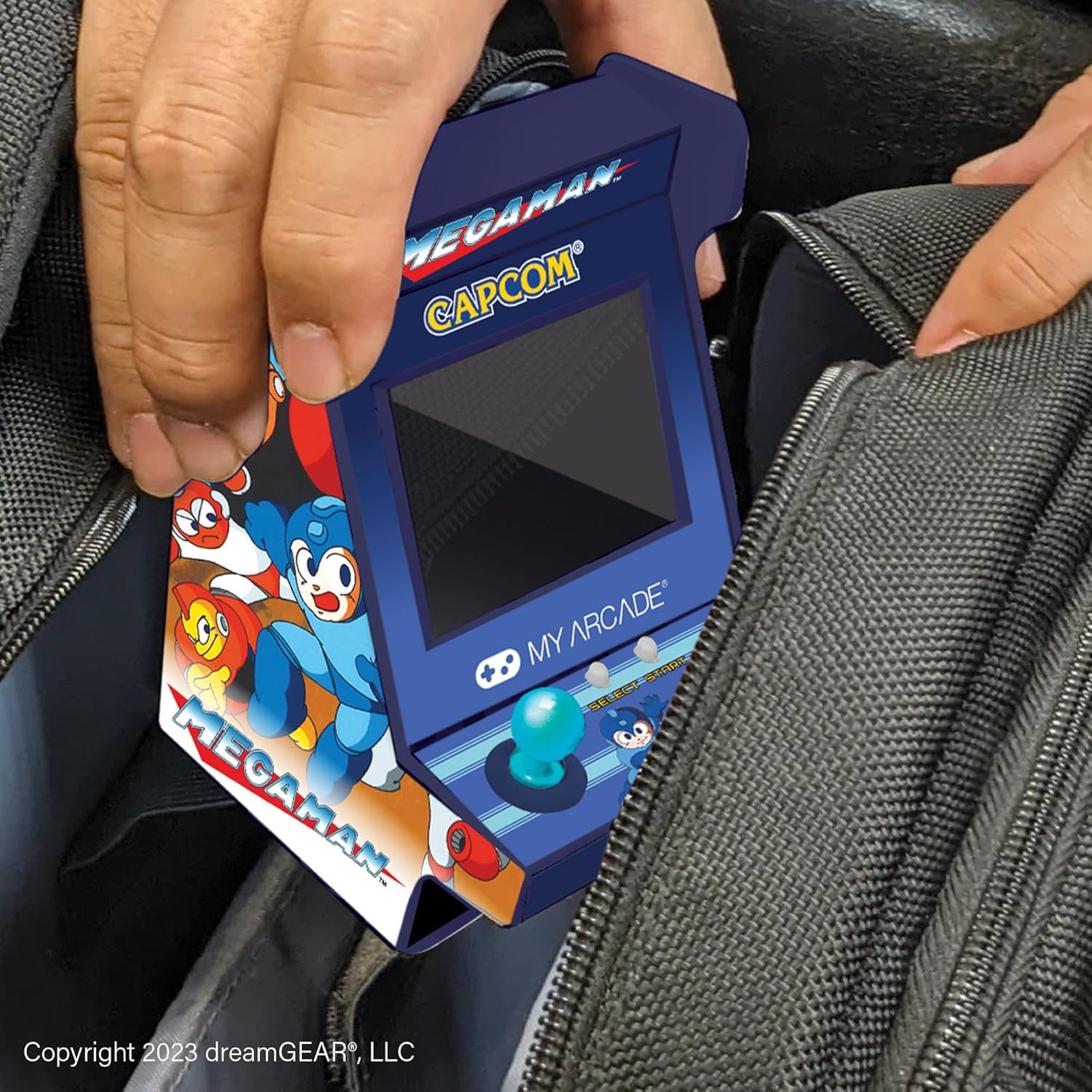 Mega-Man Pico Player: 3.7″ Portable Arcade with 6 Retro Games and Color Display